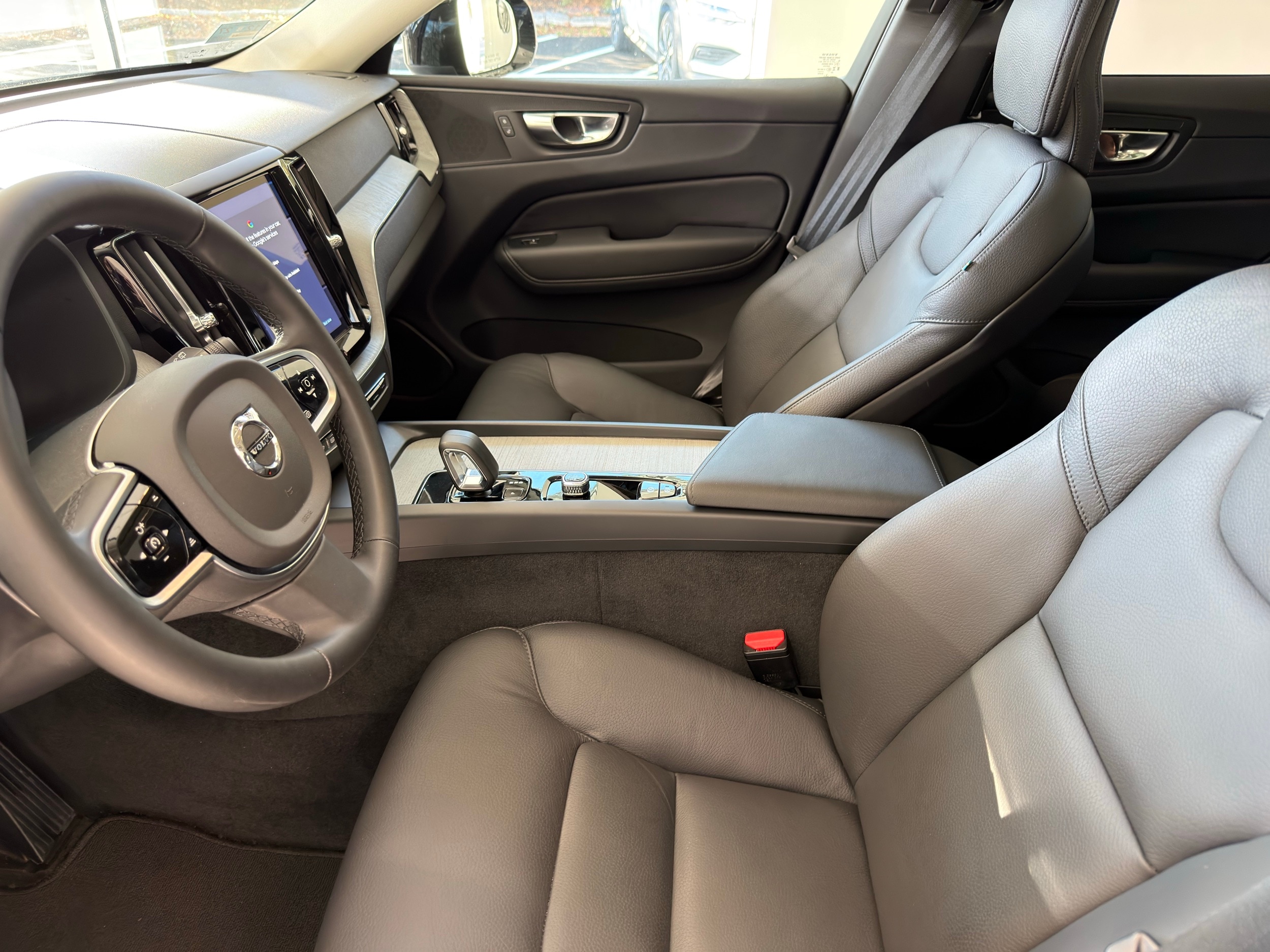 used 2025 Volvo XC60 car, priced at $41,700