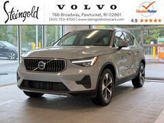2025 Volvo XC40 B5 AWD Core Bright Theme AWD SUV