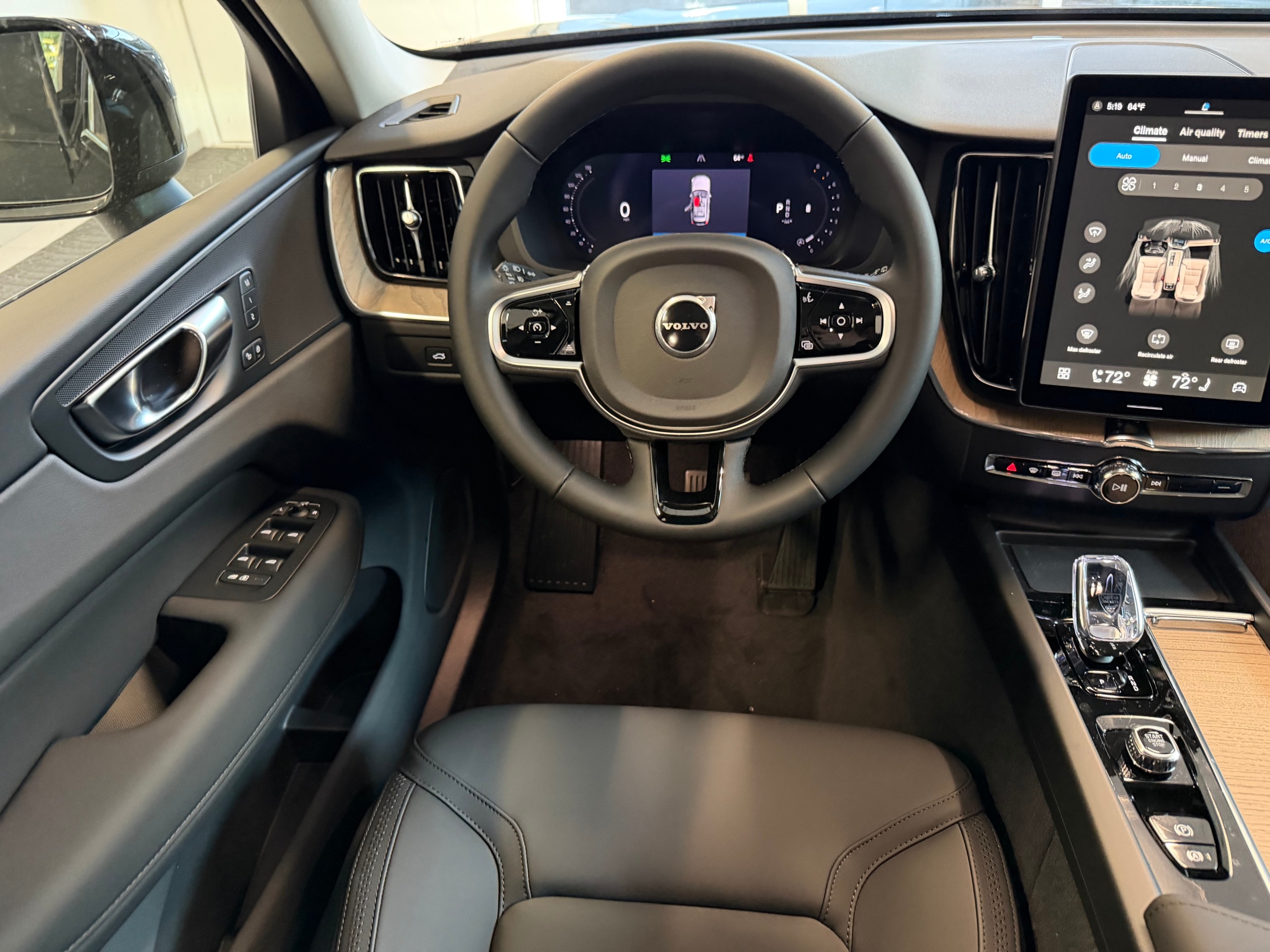 new 2026 Volvo XC60 car, priced at $57,985