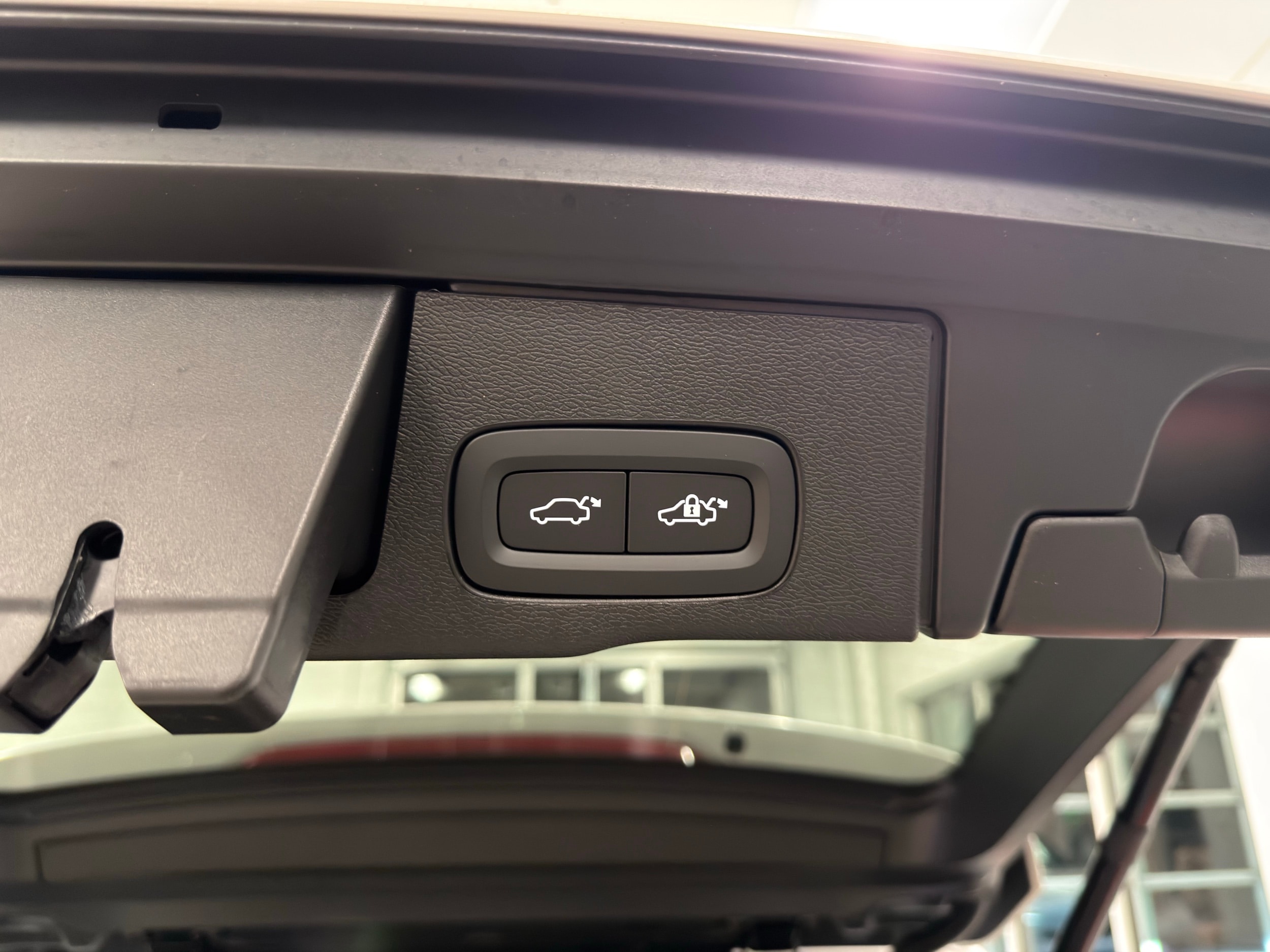 new 2026 Volvo XC60 car, priced at $57,985