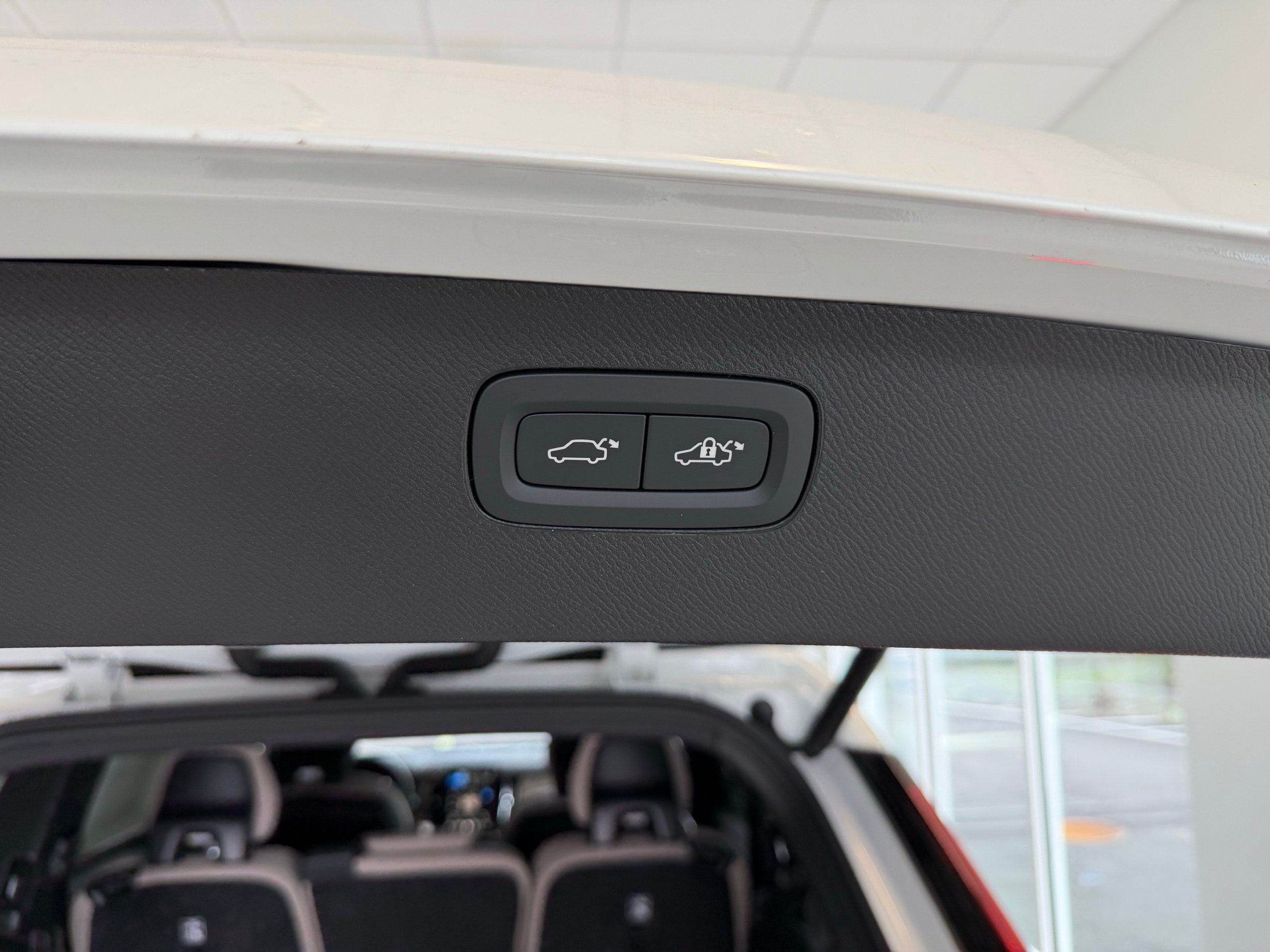 new 2026 Volvo XC90 plug-in hybrid car, priced at $84,180