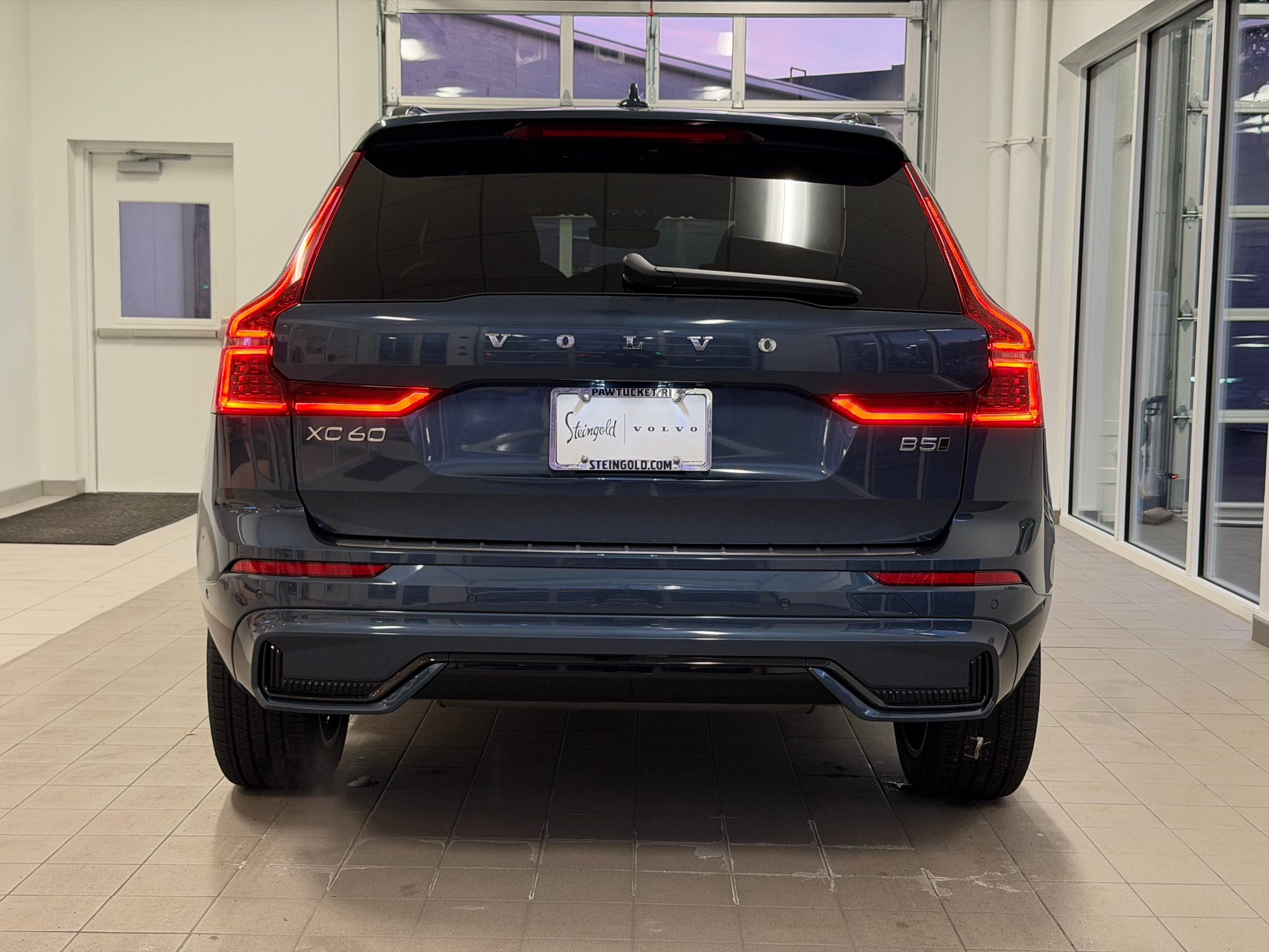 new 2026 Volvo XC60 car, priced at $57,985