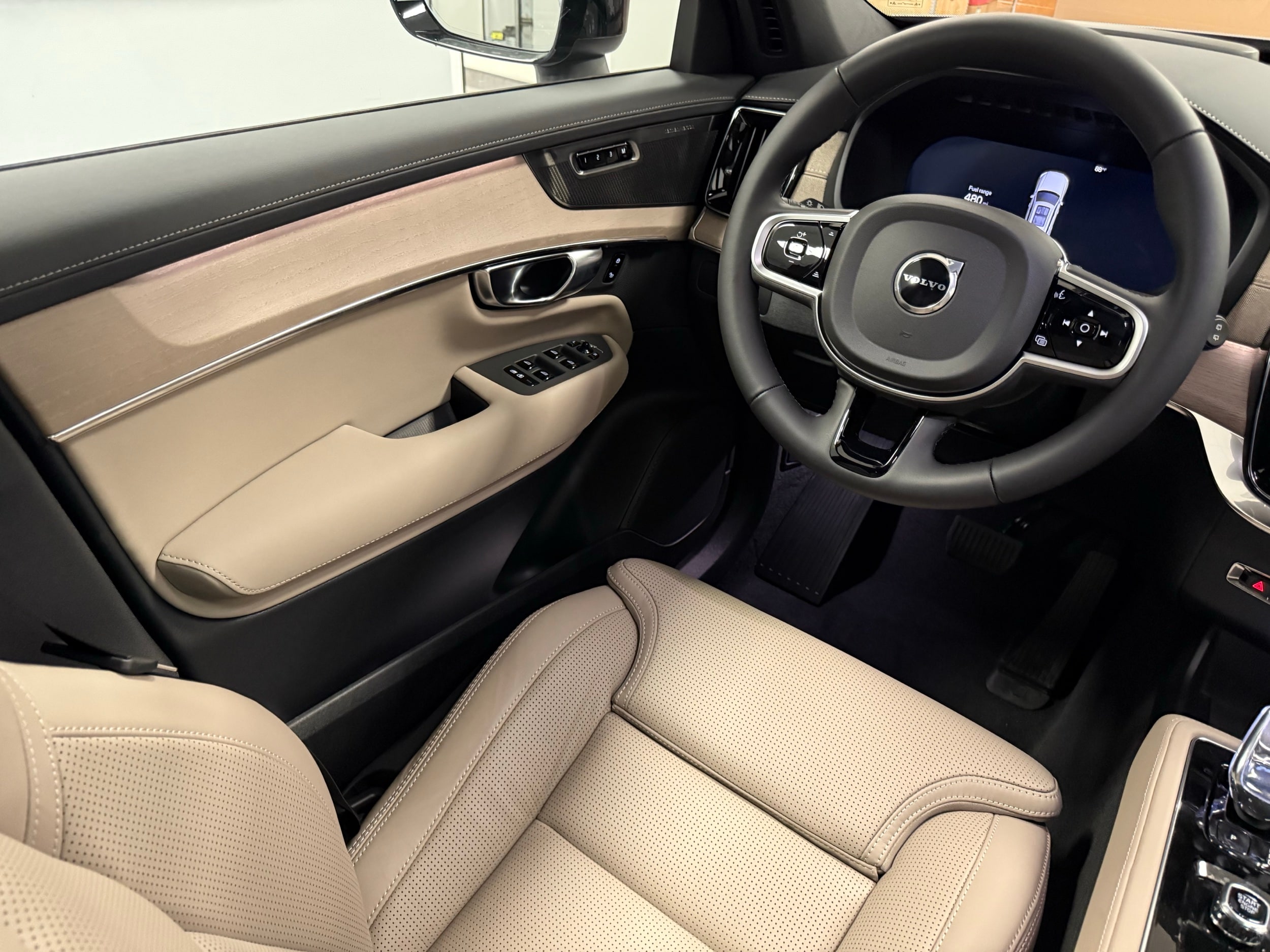 2026 Volvo XC90 Ultra - Photo 26