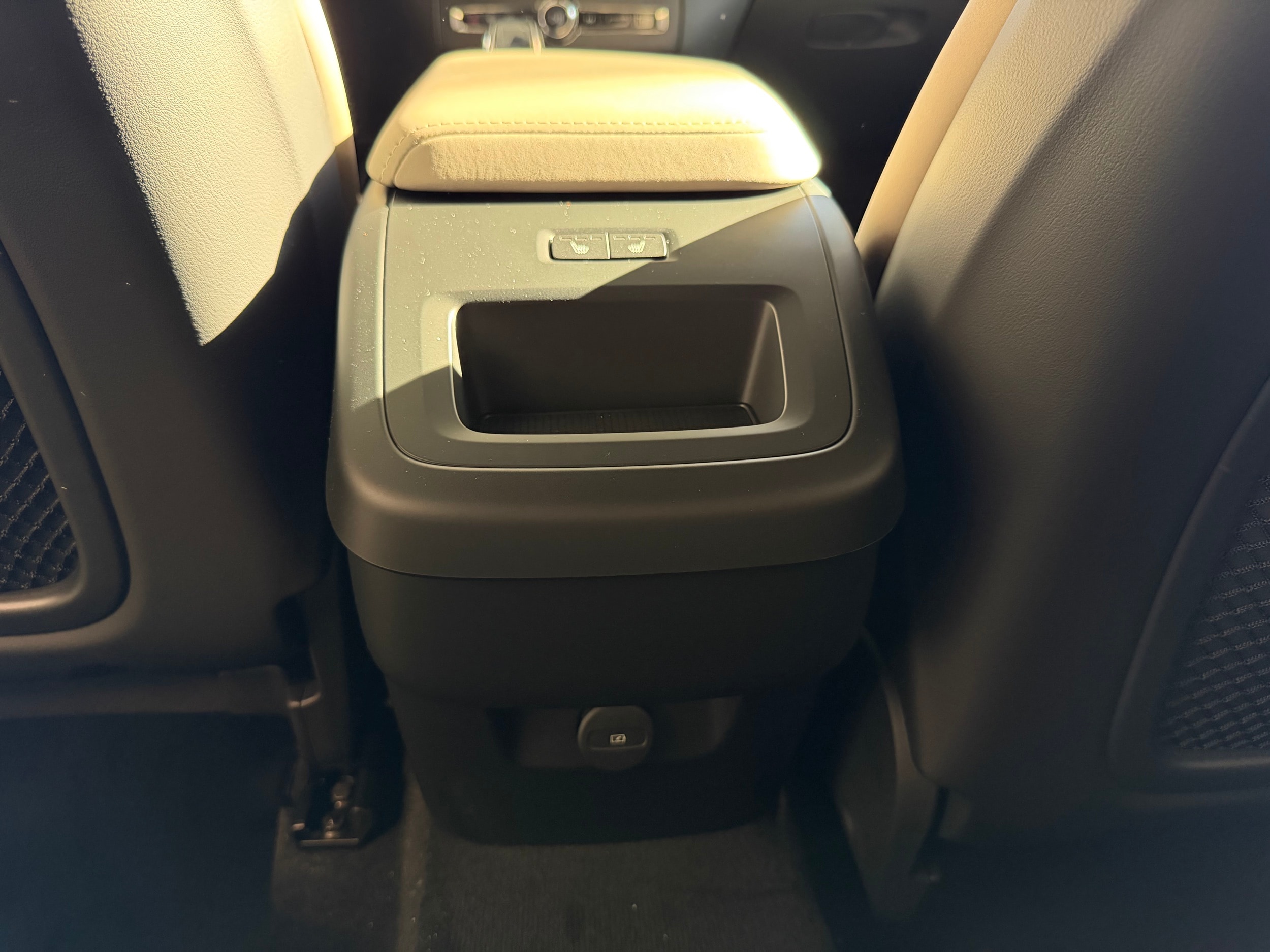 new 2026 Volvo XC60 car, priced at $57,985