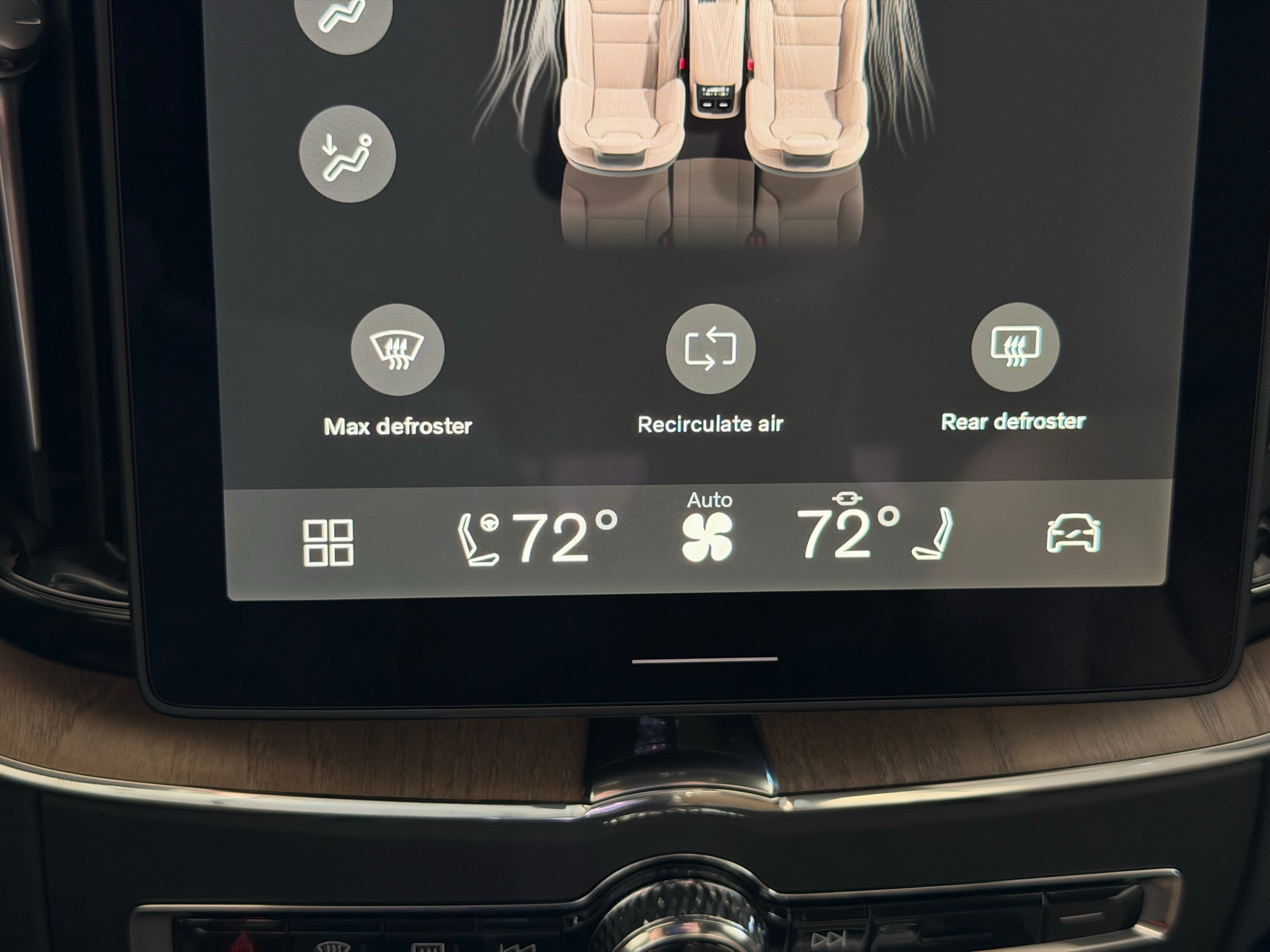 new 2026 Volvo XC60 car, priced at $57,985