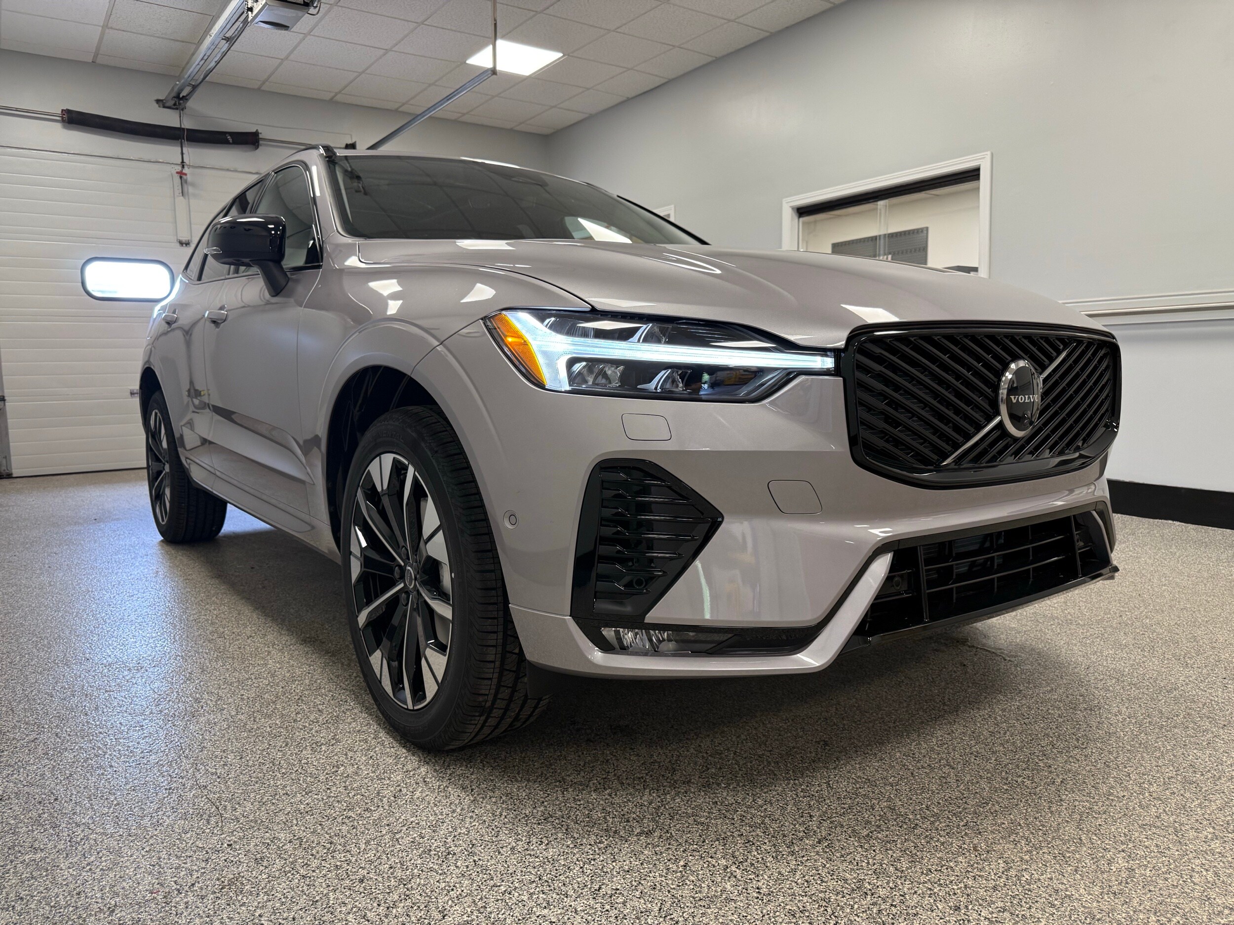 new 2026 Volvo XC60 car, priced at $57,985