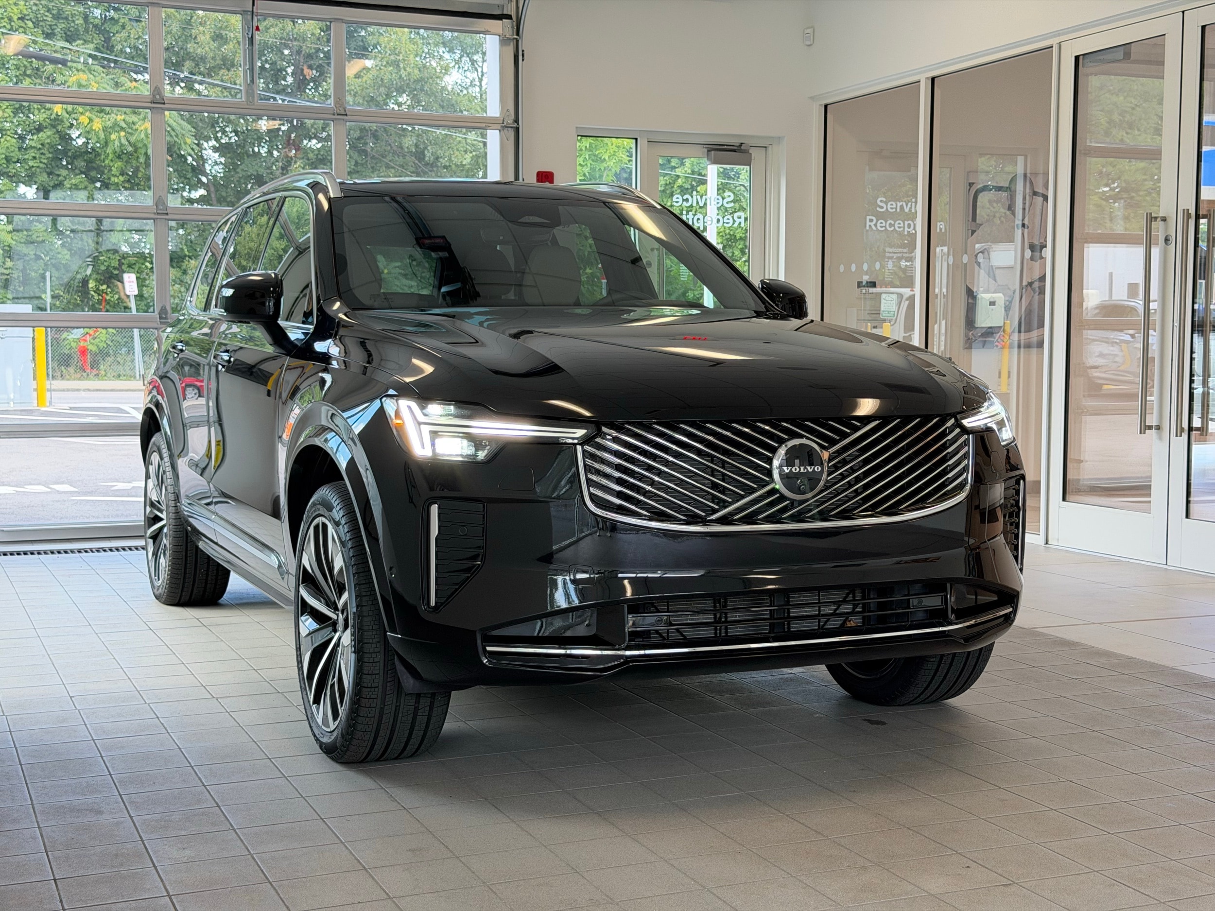 2026 Volvo XC90 Ultra - Photo 3