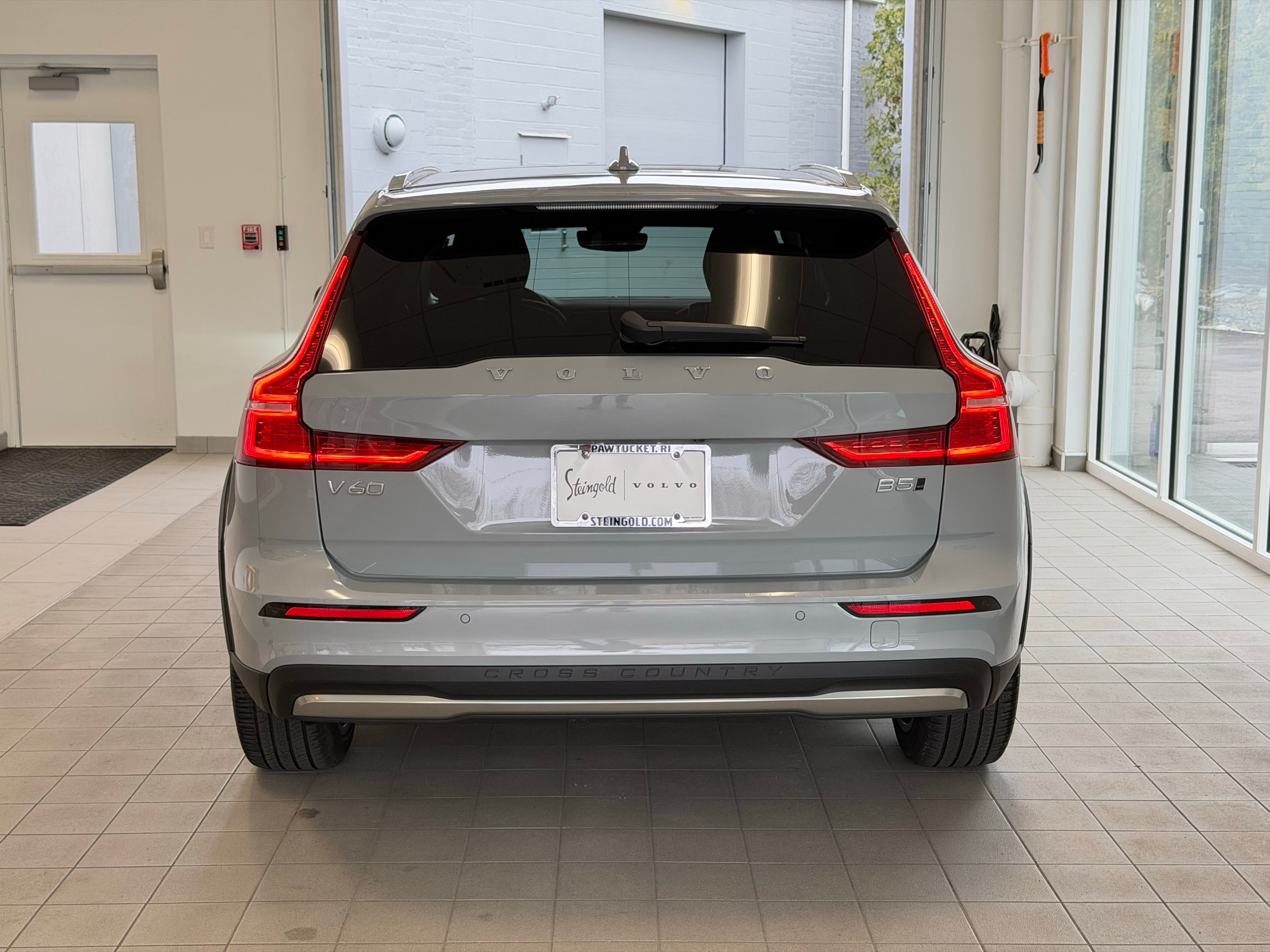 used 2025 Volvo V60 Cross Country car, priced at $43,500