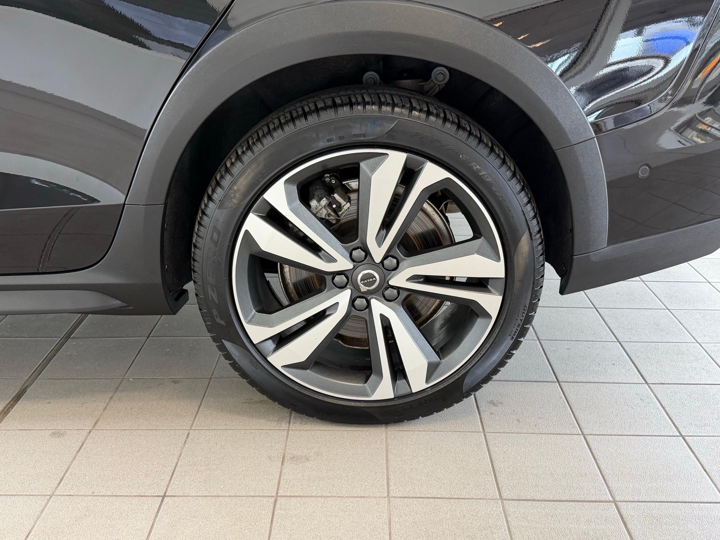 used 2024 Volvo V60 Cross Country car, priced at $39,200