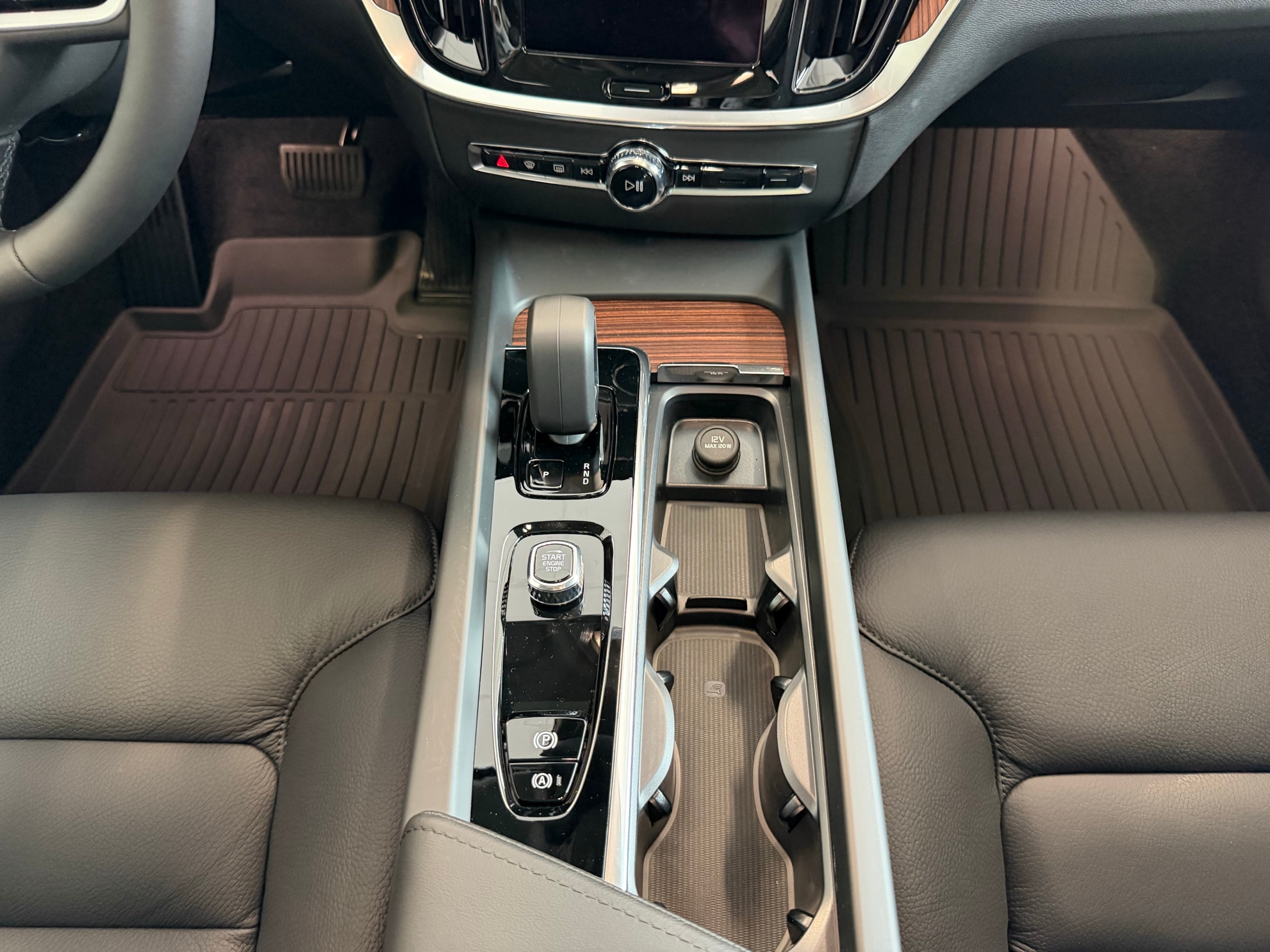 new 2026 Volvo V60 Cross Country car, priced at $57,450