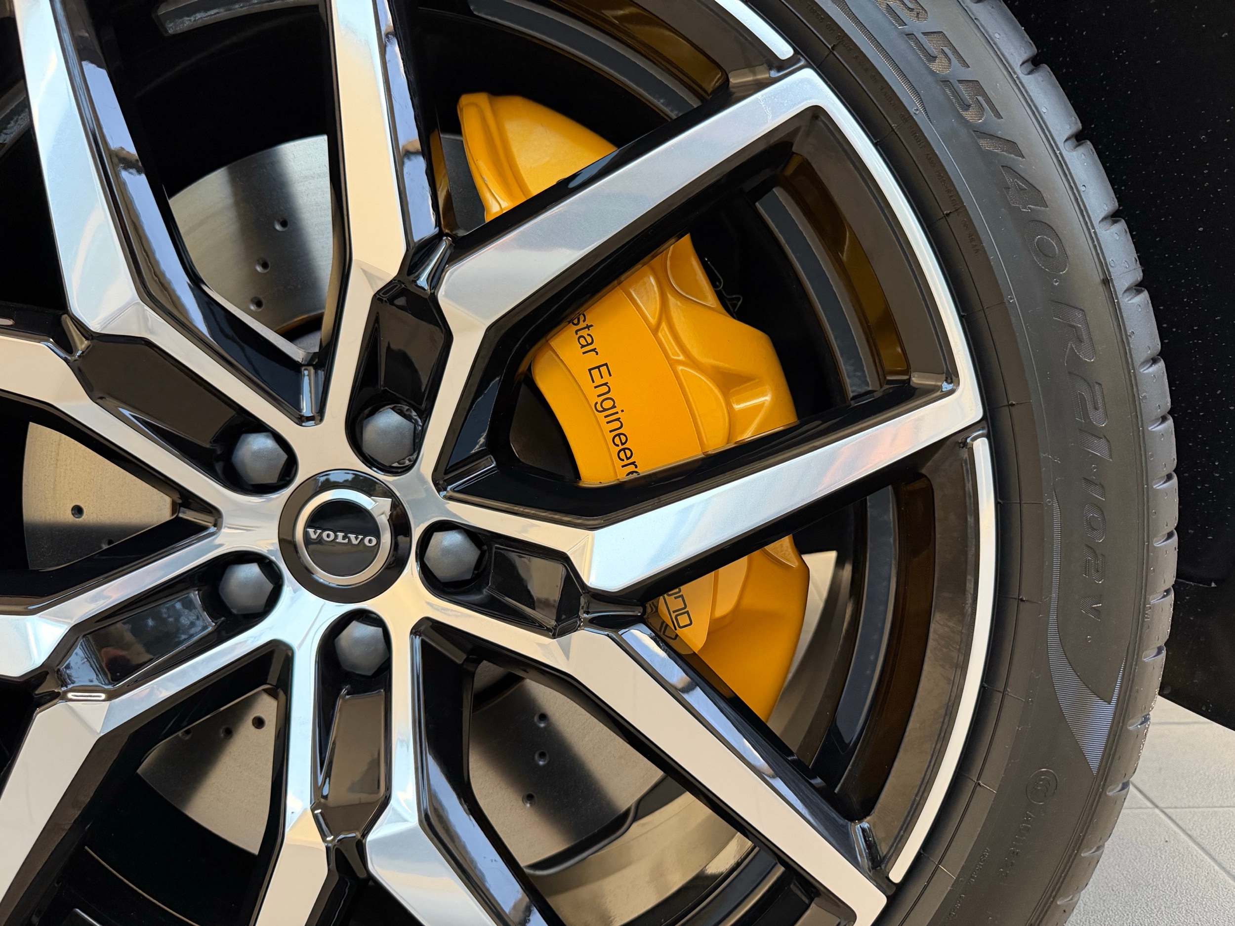 new 2026 Volvo XC60 plug-in hybrid car, priced at $84,265