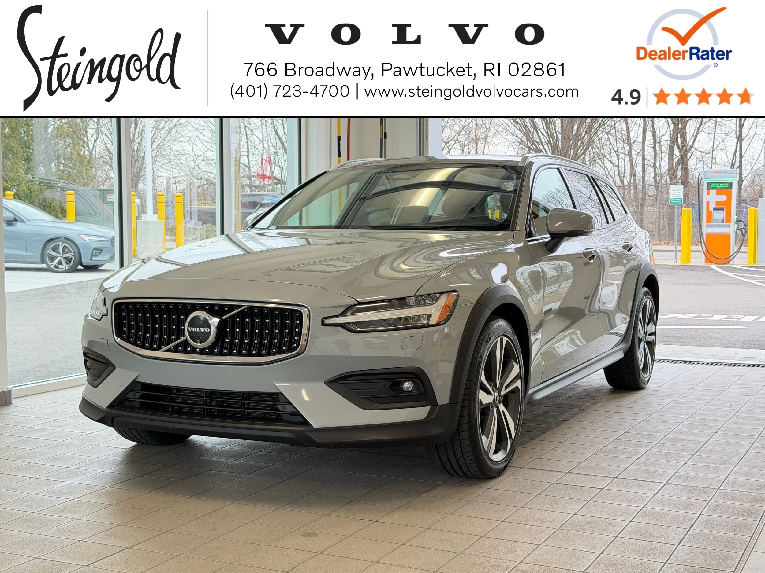 used 2025 Volvo V60 Cross Country car, priced at $43,500