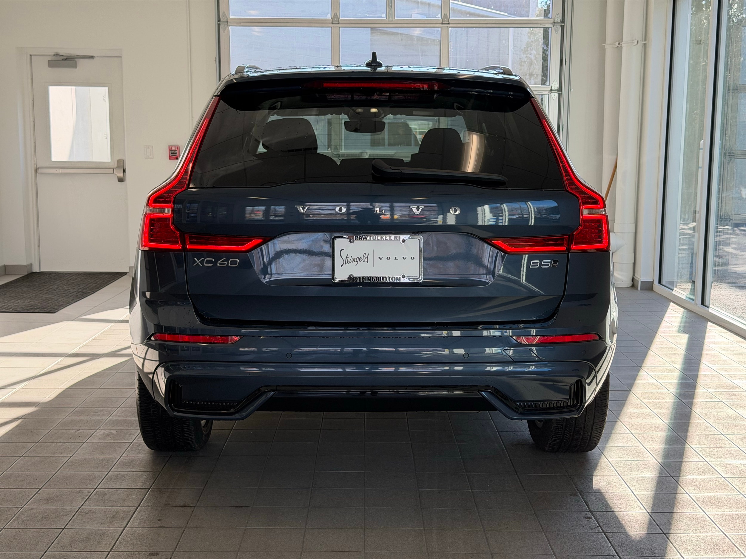 used 2025 Volvo XC60 car, priced at $41,700