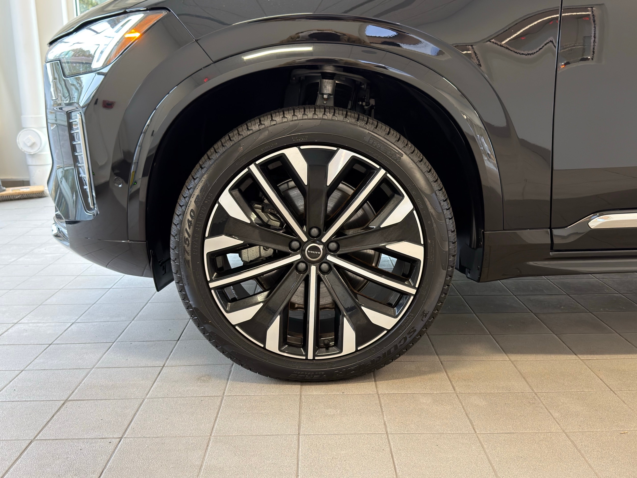 used 2025 Volvo XC90 car, priced at $57,500