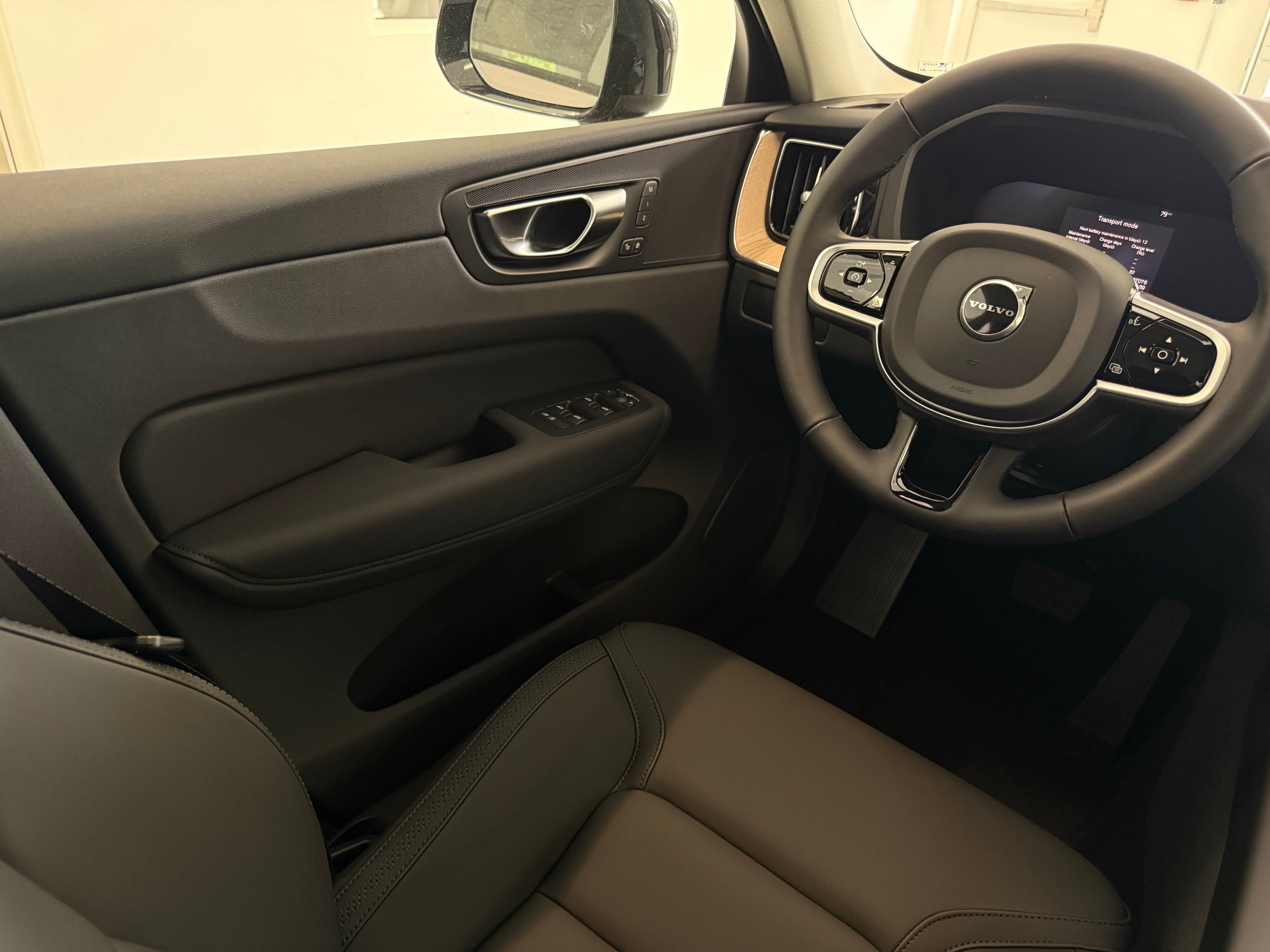 new 2026 Volvo XC60 car, priced at $57,985