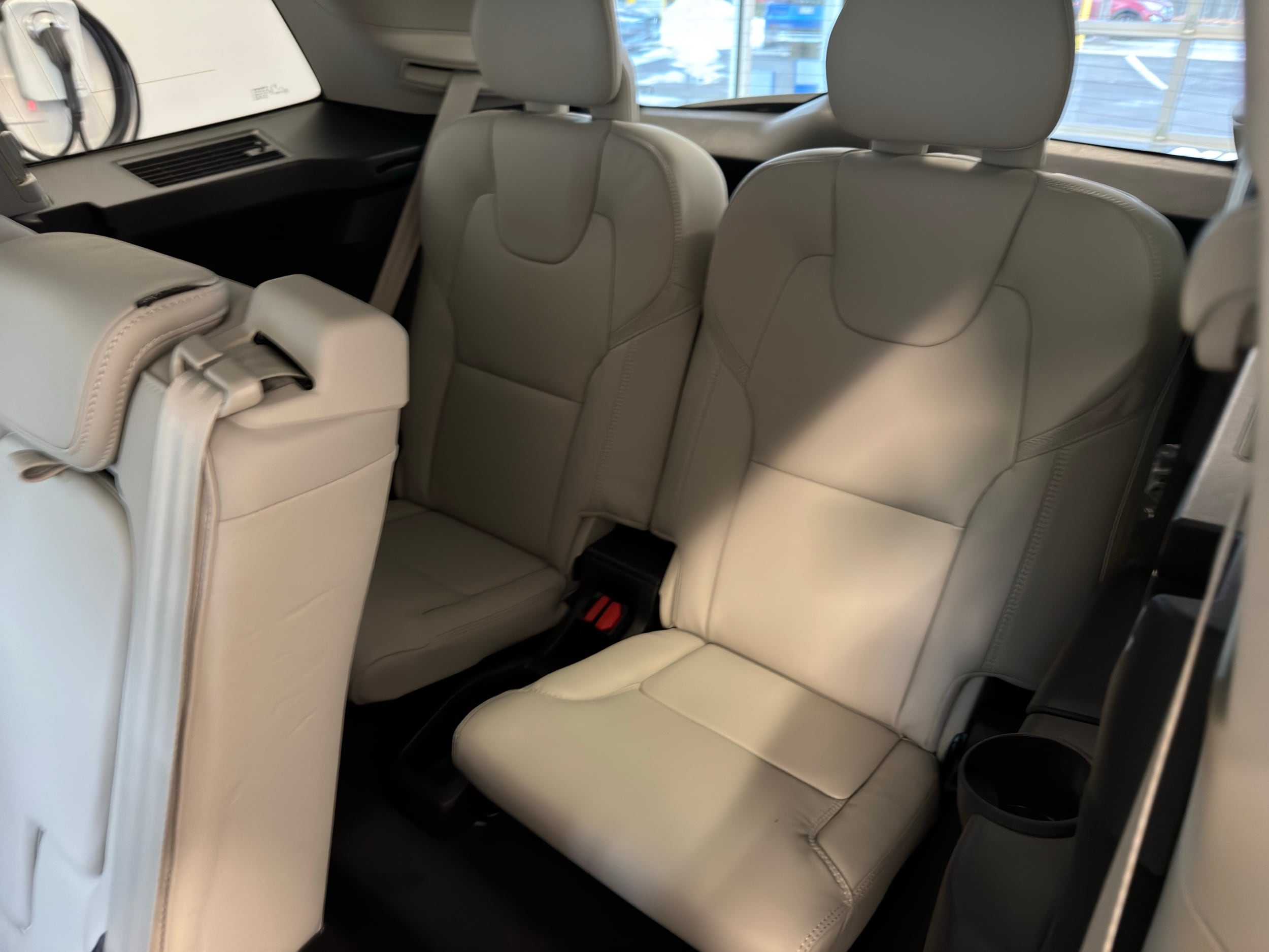 new 2026 Volvo XC90 plug-in hybrid car, priced at $85,625