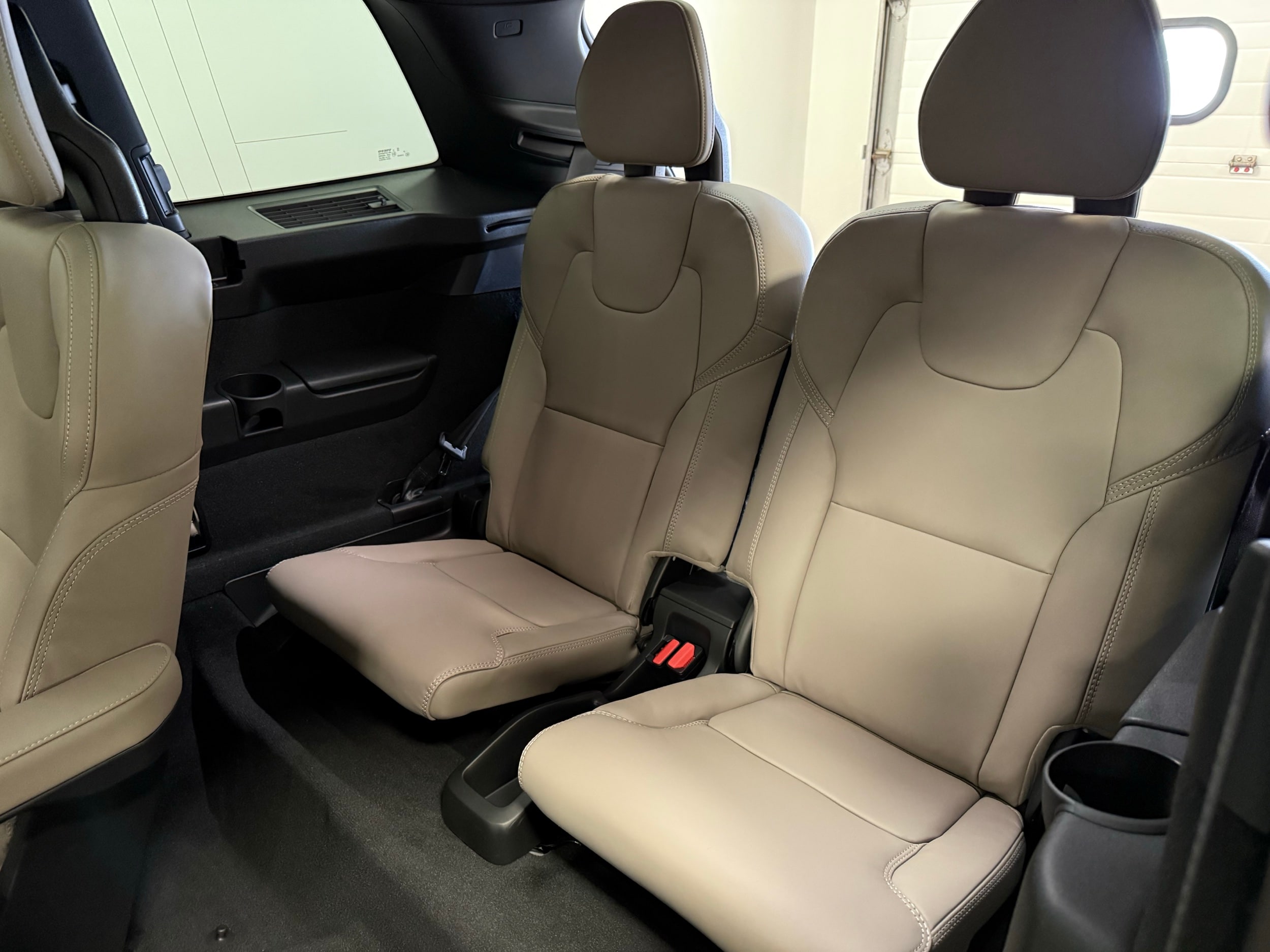 2026 Volvo XC90 Ultra - Photo 36