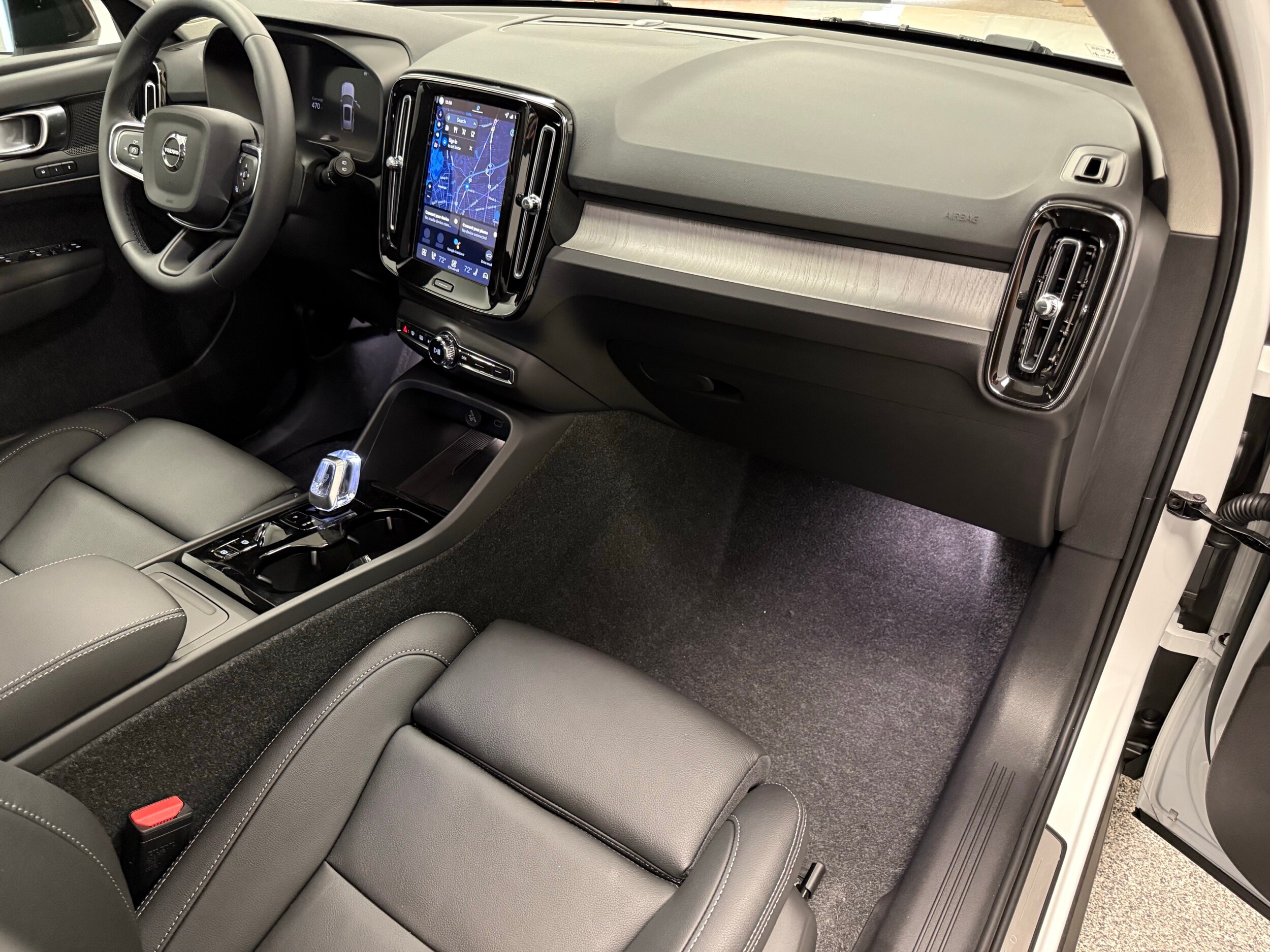 new 2026 Volvo XC40 car, priced at $50,150