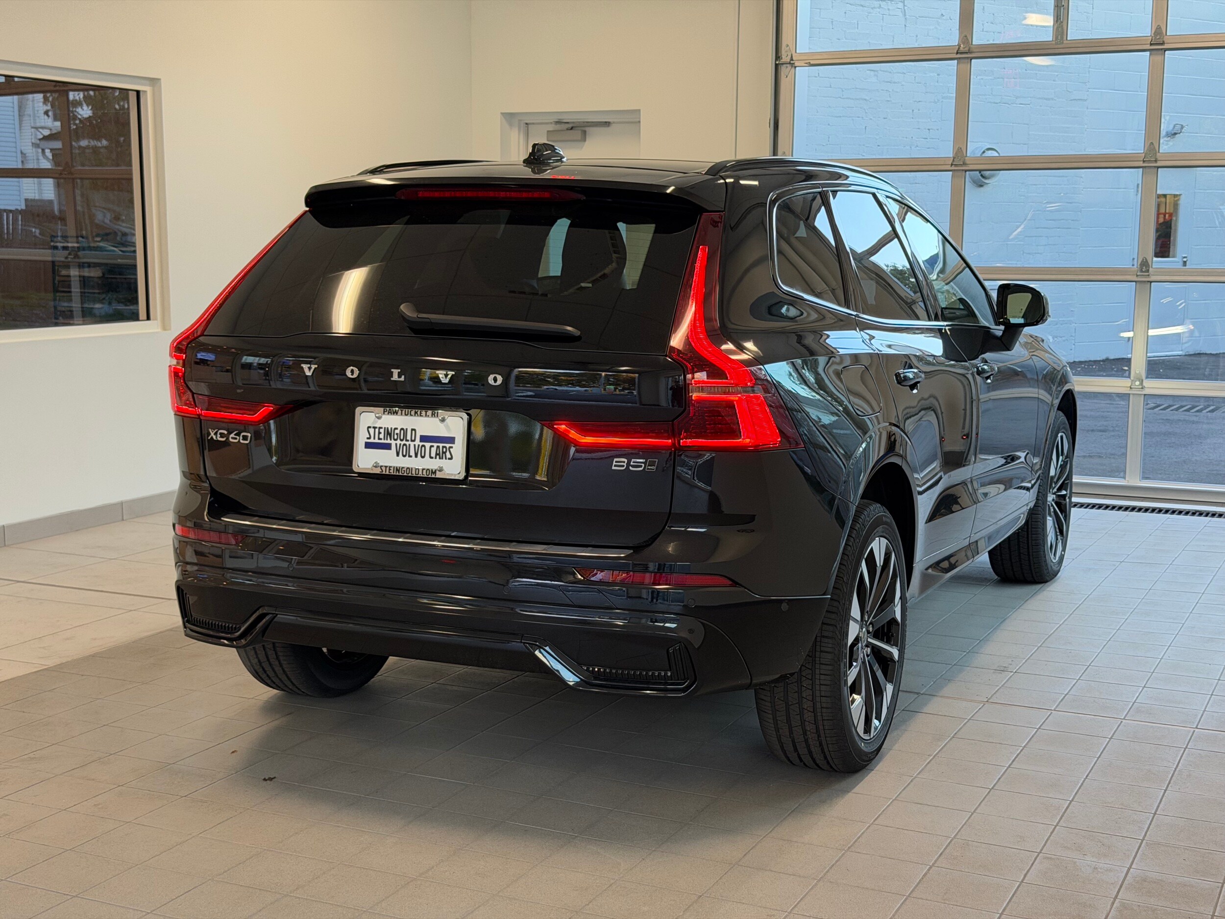 new 2026 Volvo XC60 car, priced at $57,985
