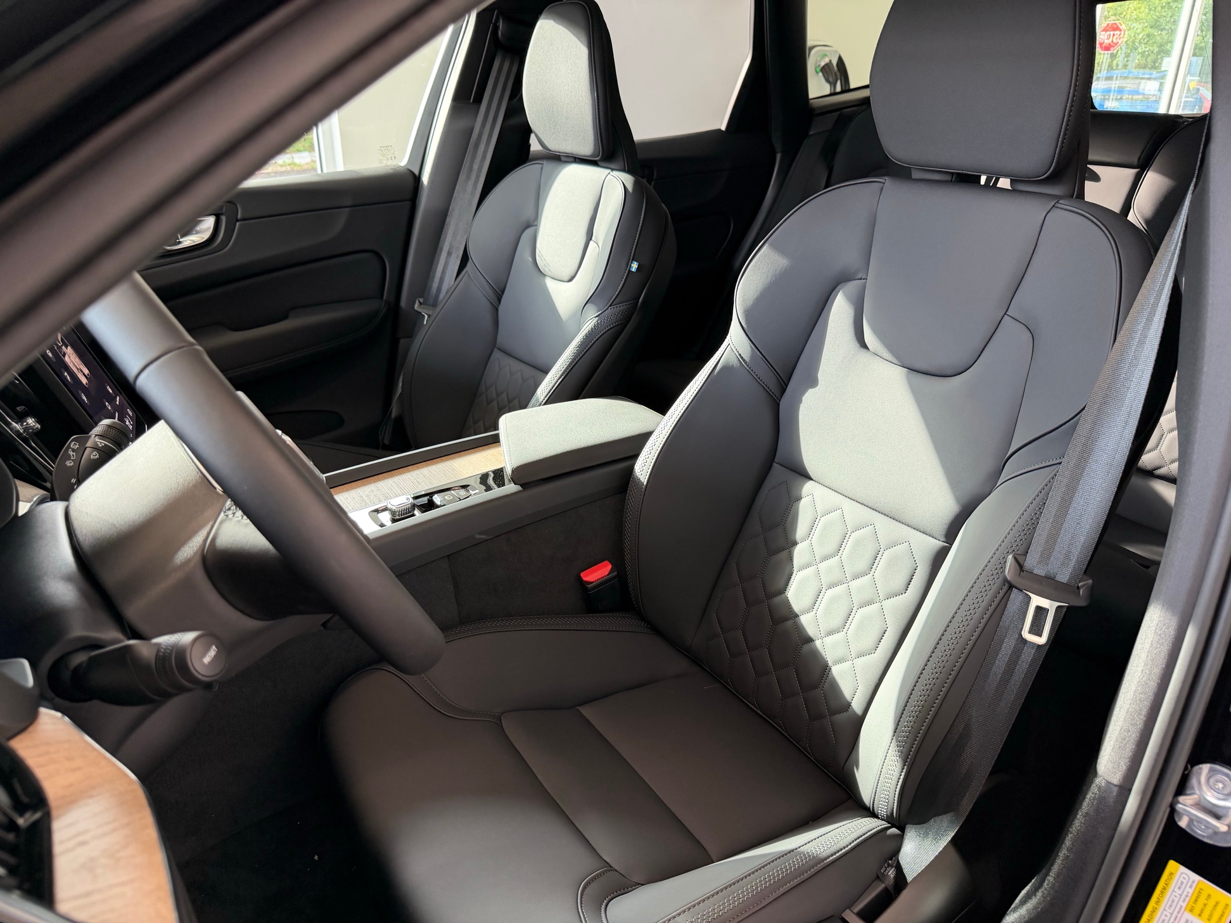 new 2026 Volvo XC60 car, priced at $57,985