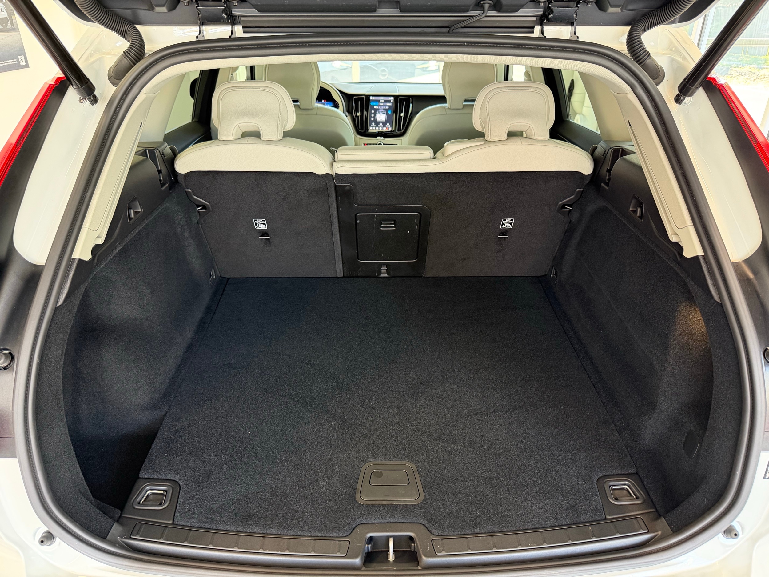 used 2025 Volvo XC60 car, priced at $43,500