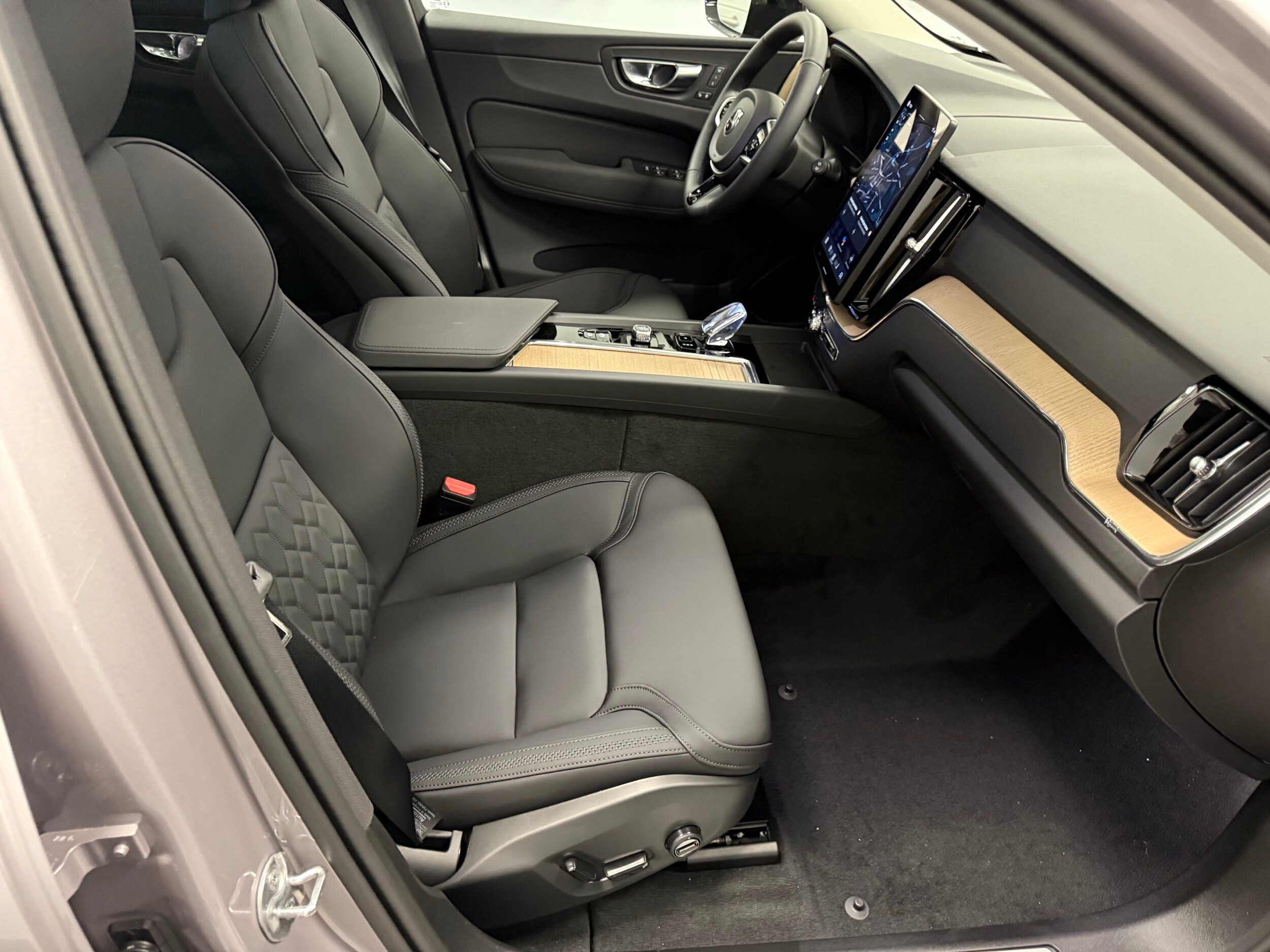 new 2026 Volvo XC60 car, priced at $57,985