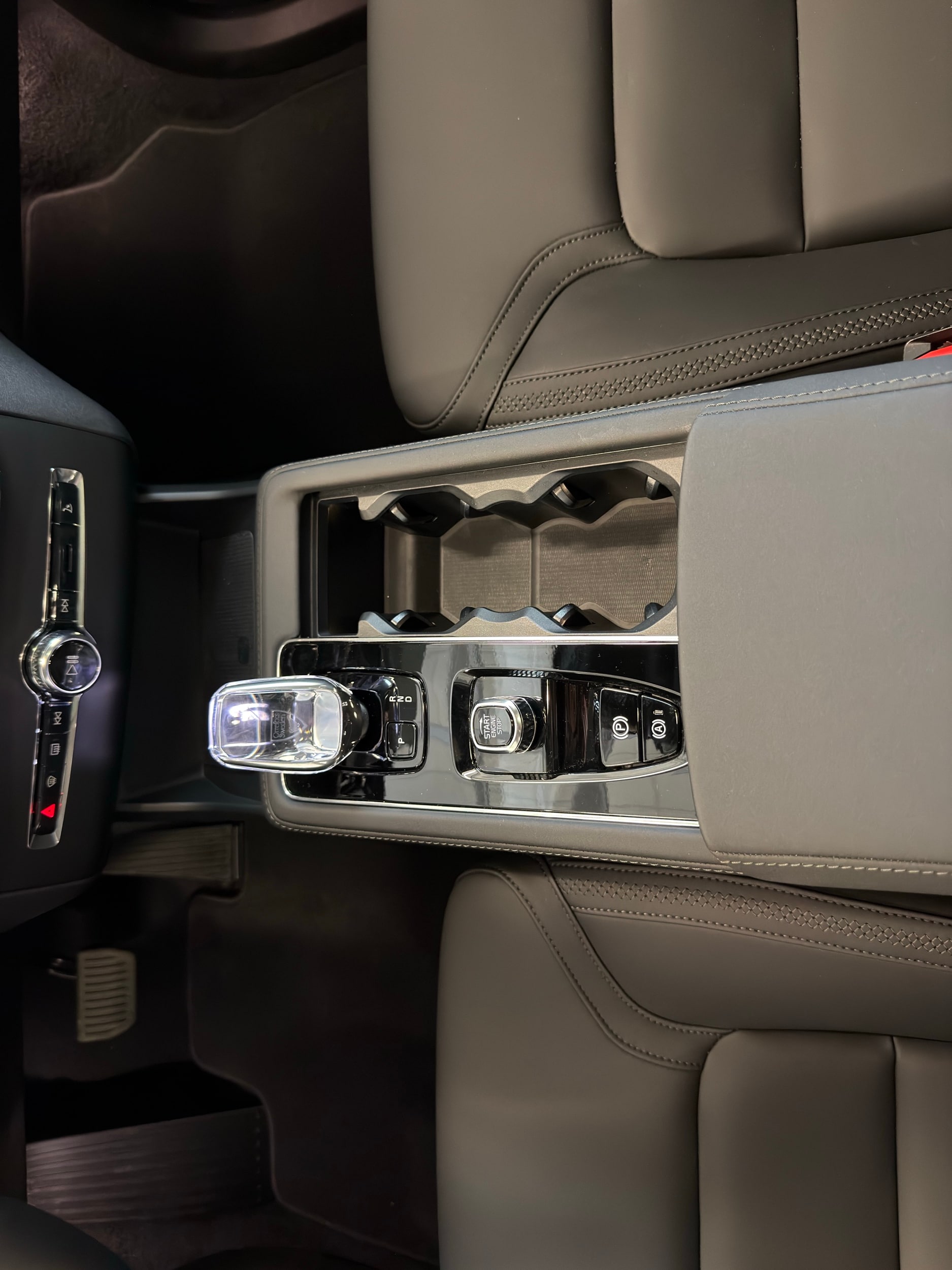 used 2025 Volvo XC90 car, priced at $57,500