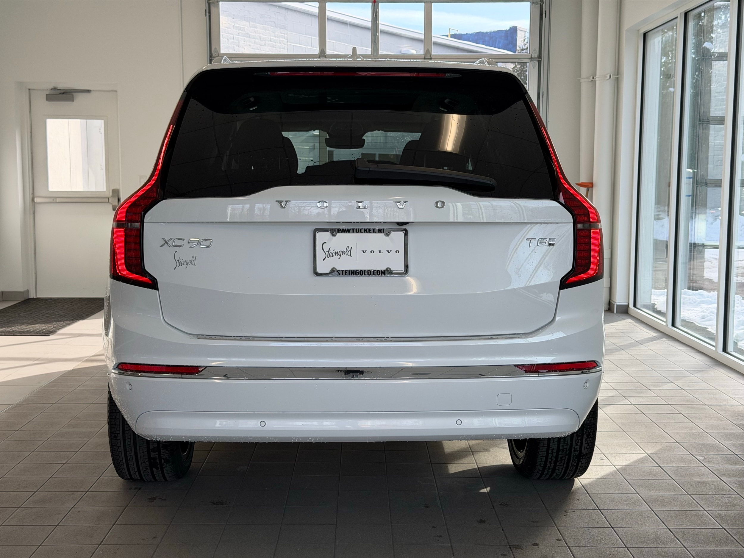 new 2026 Volvo XC90 plug-in hybrid car, priced at $86,000