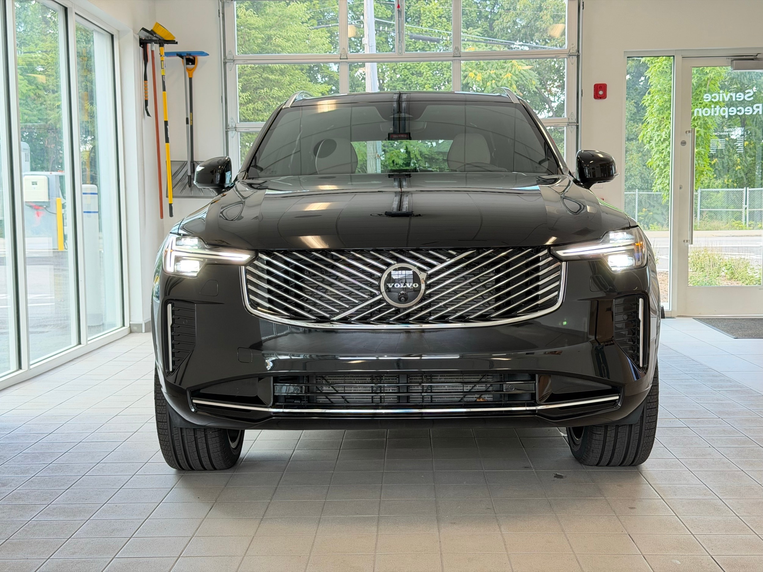 2026 Volvo XC90 Ultra - Photo 2