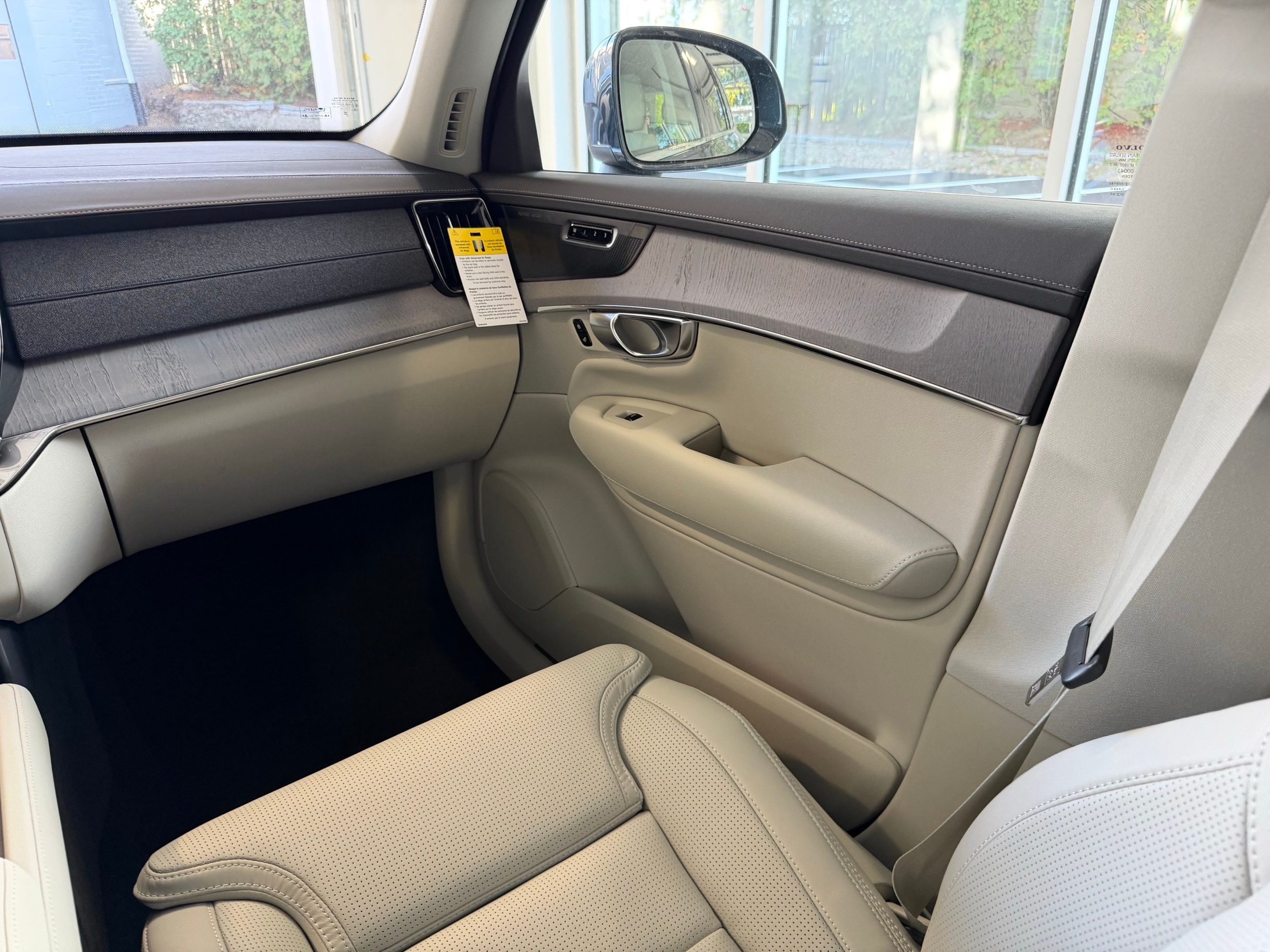 new 2026 Volvo XC90 car, priced at $75,155