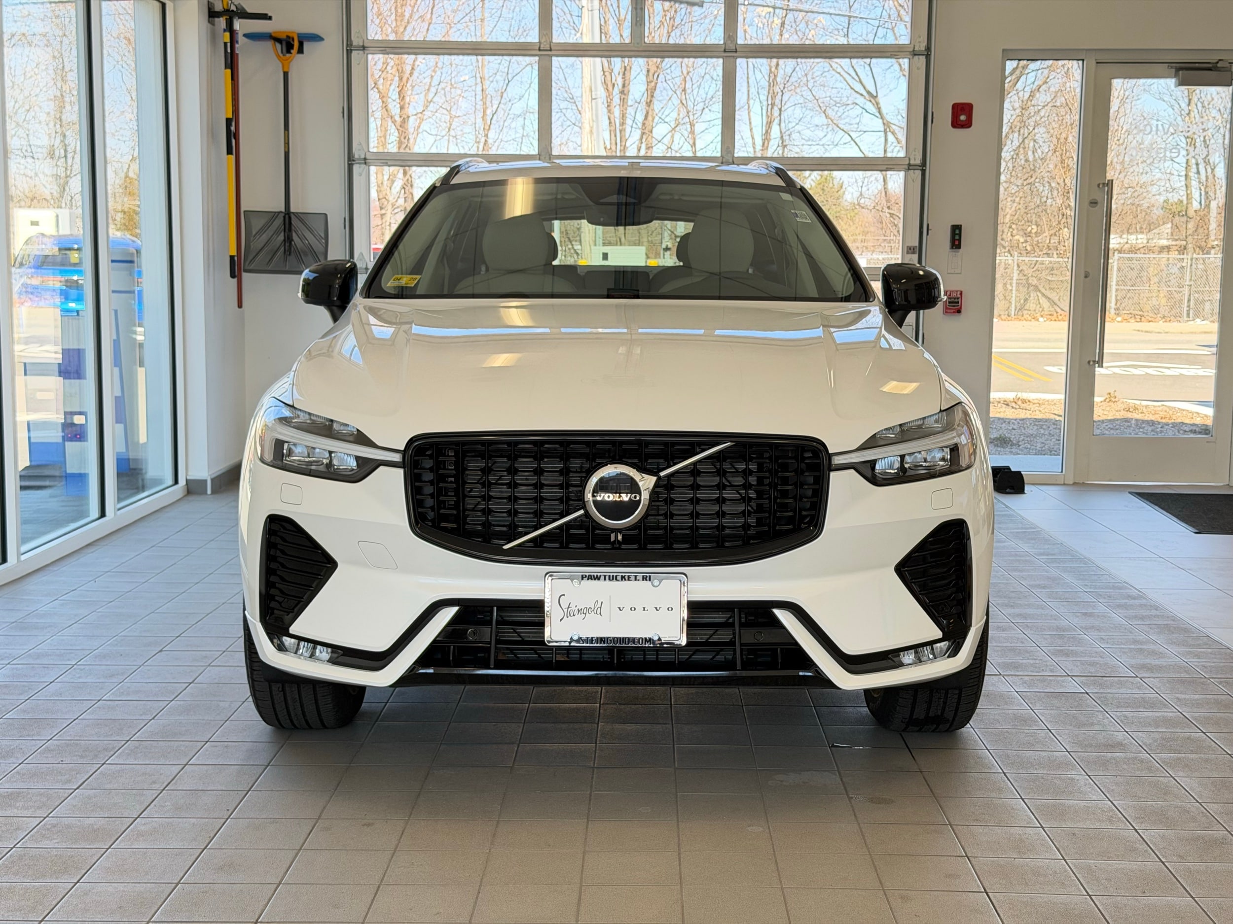 used 2025 Volvo XC60 car, priced at $43,500