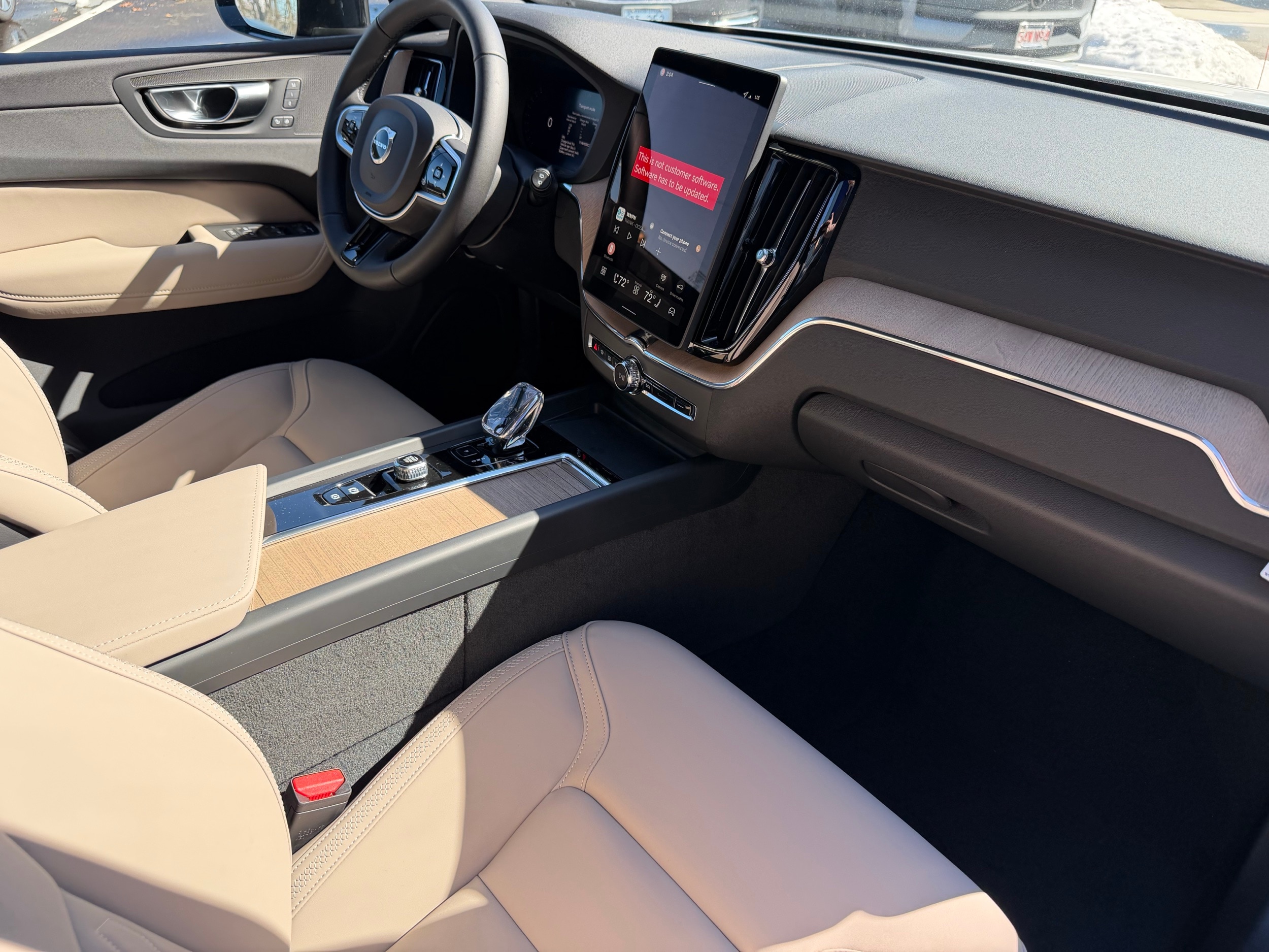 new 2026 Volvo XC60 plug-in hybrid car, priced at $69,405