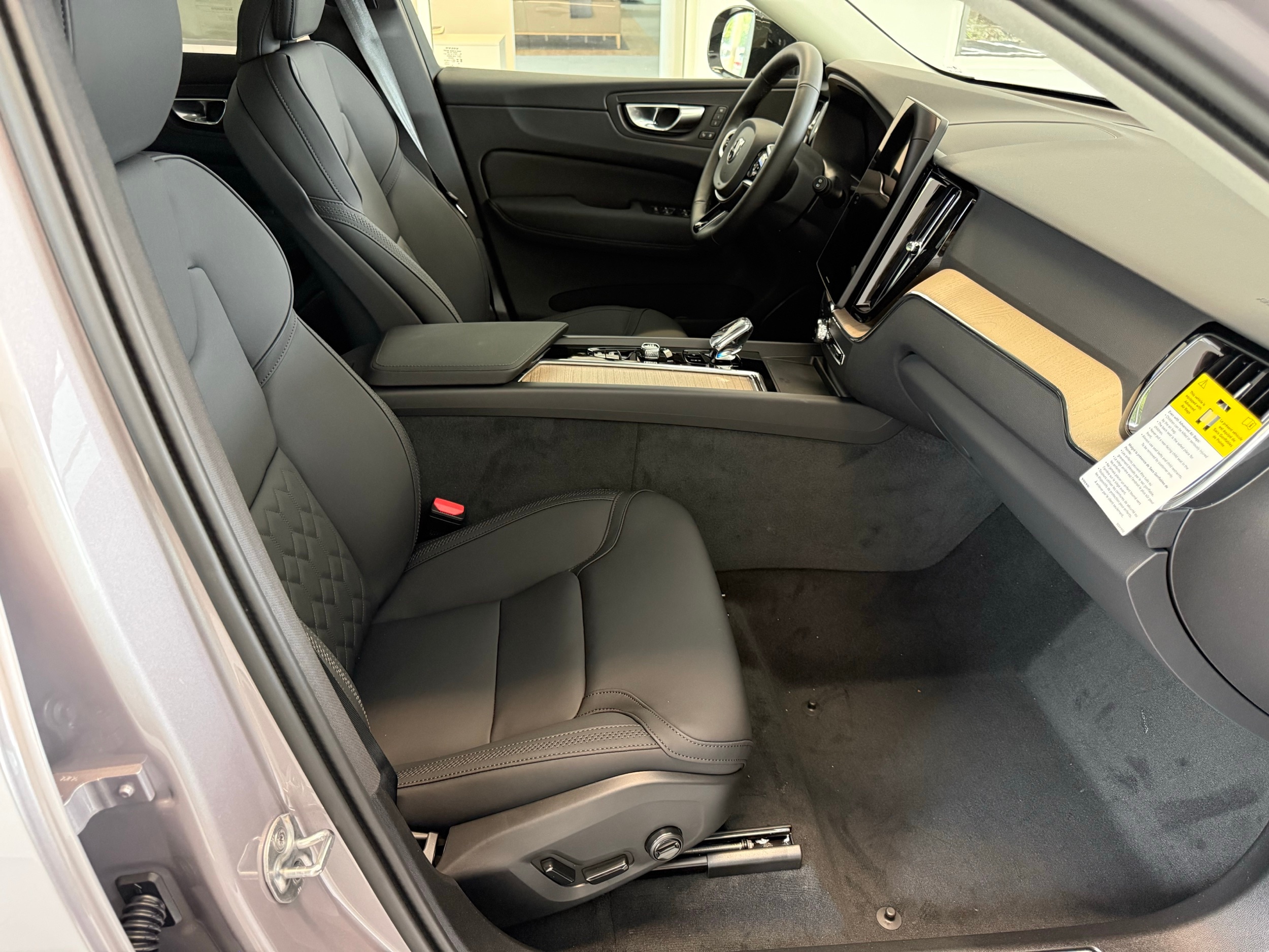 new 2026 Volvo XC60 car, priced at $57,985