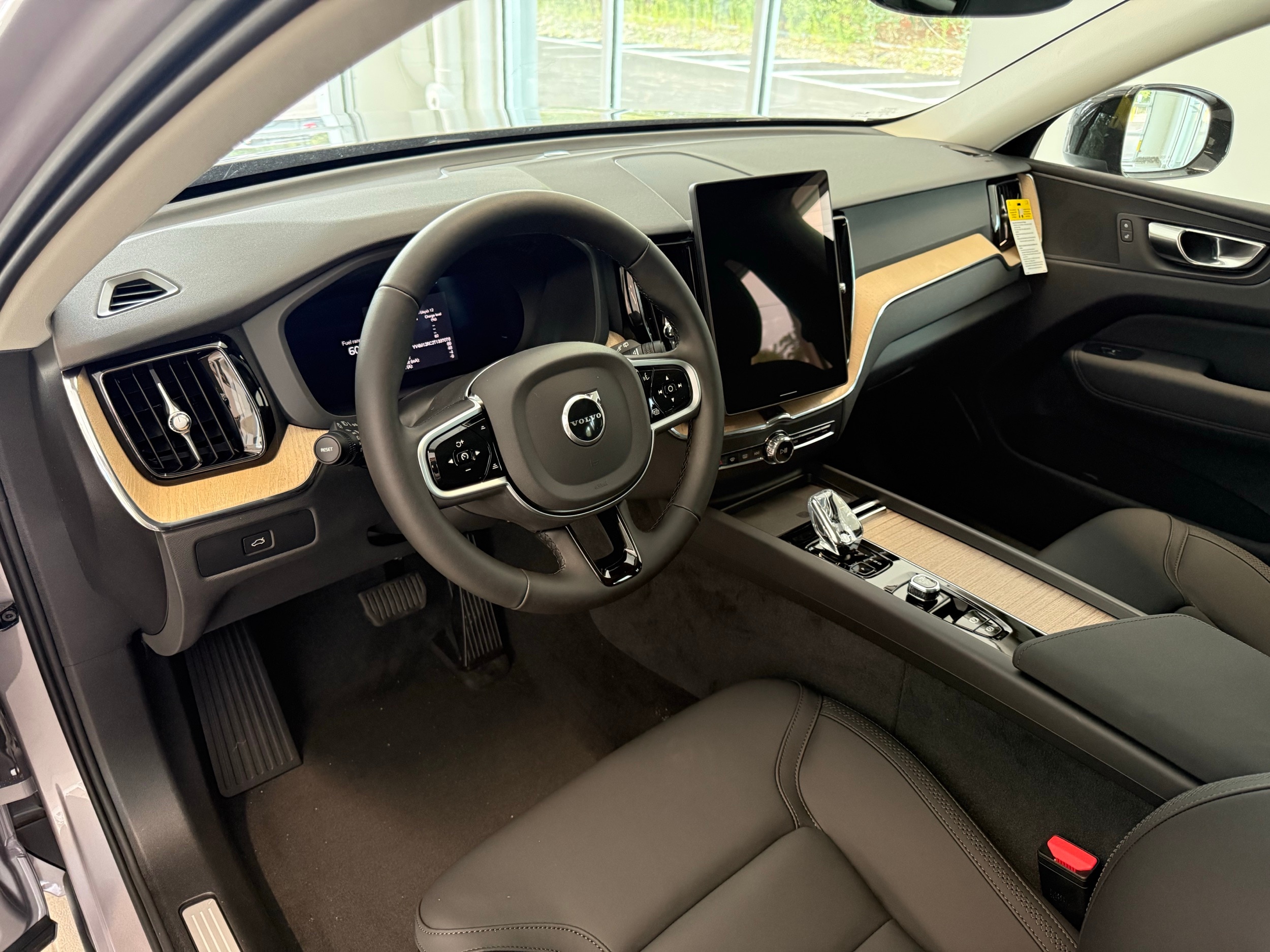 new 2026 Volvo XC60 car, priced at $57,985