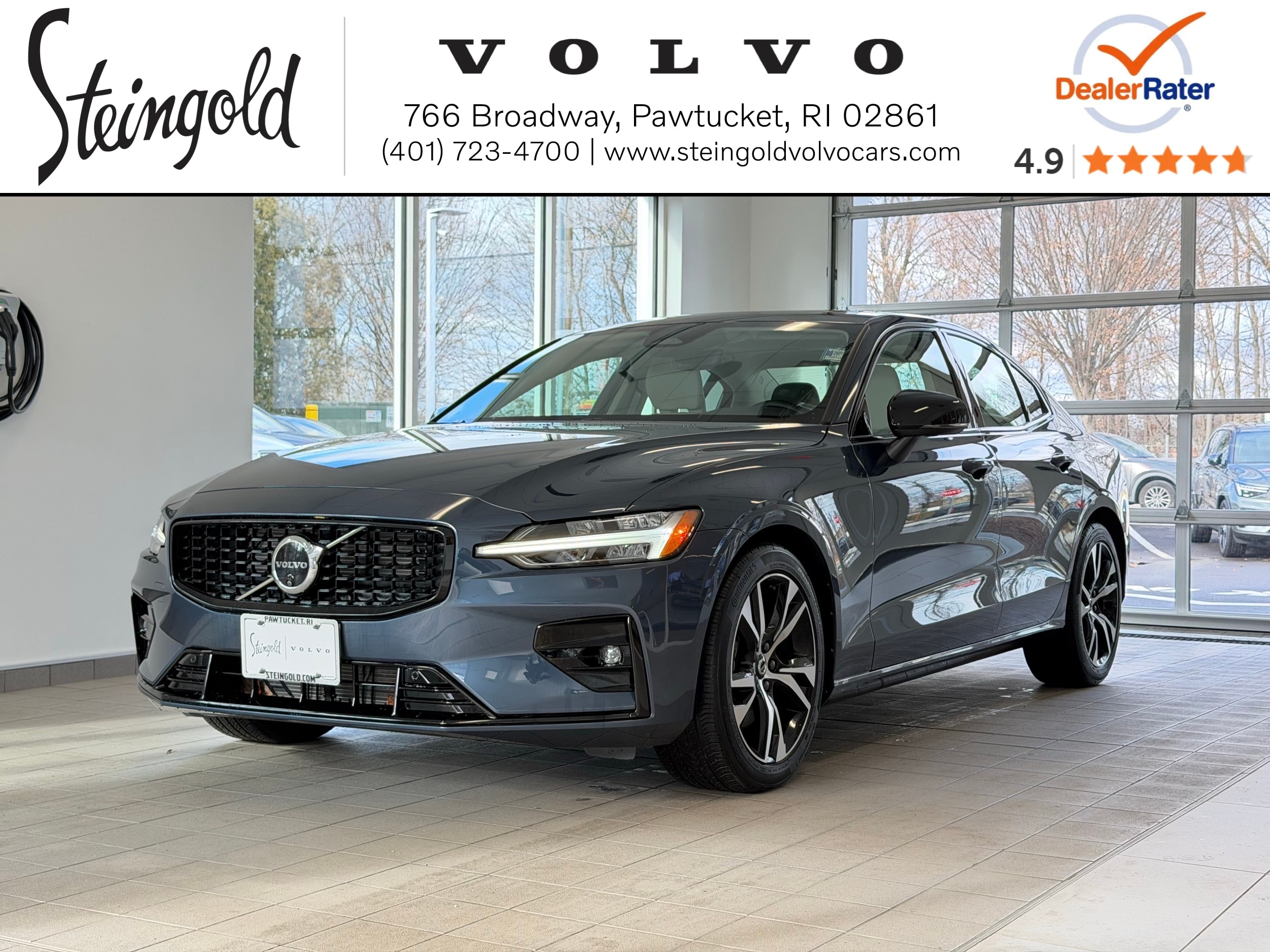 2025 Volvo S60 Plus's photo