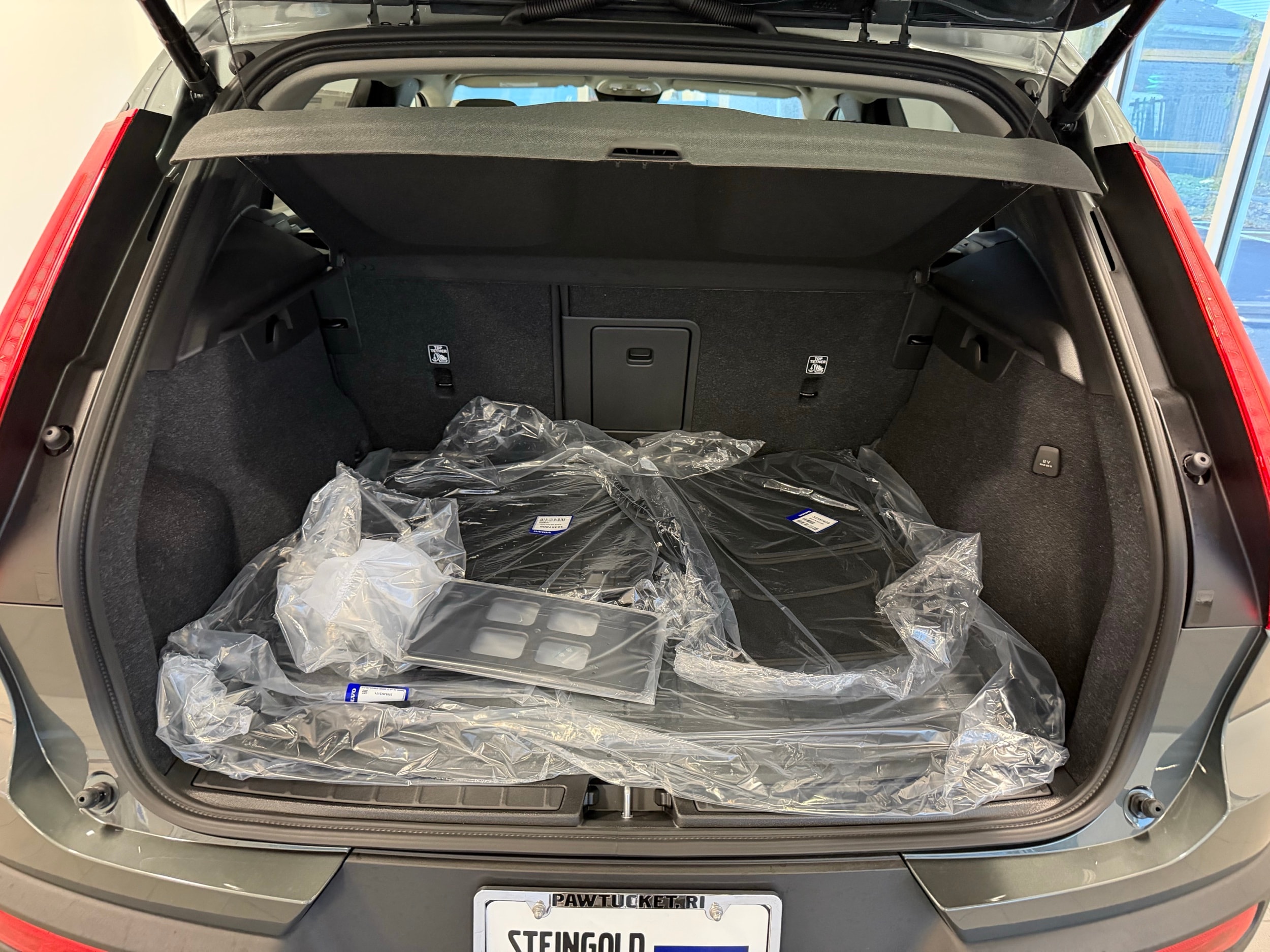 new 2026 Volvo XC40 car, priced at $53,750