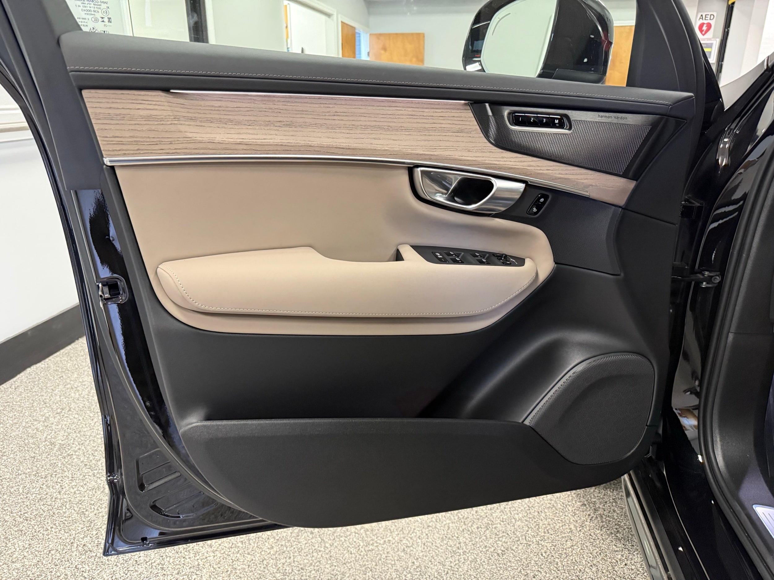 new 2026 Volvo XC90 car, priced at $75,950