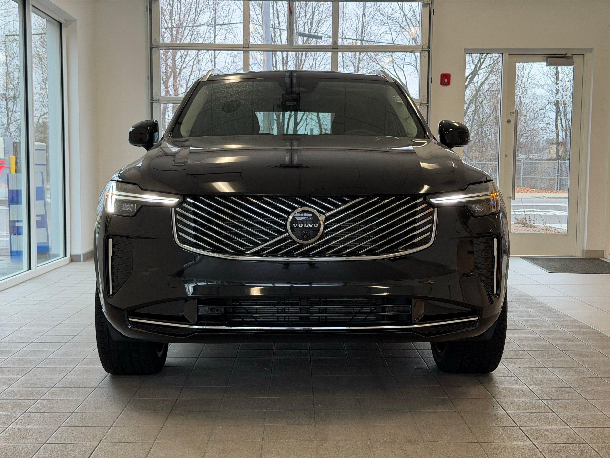 used 2025 Volvo XC90 car, priced at $57,500