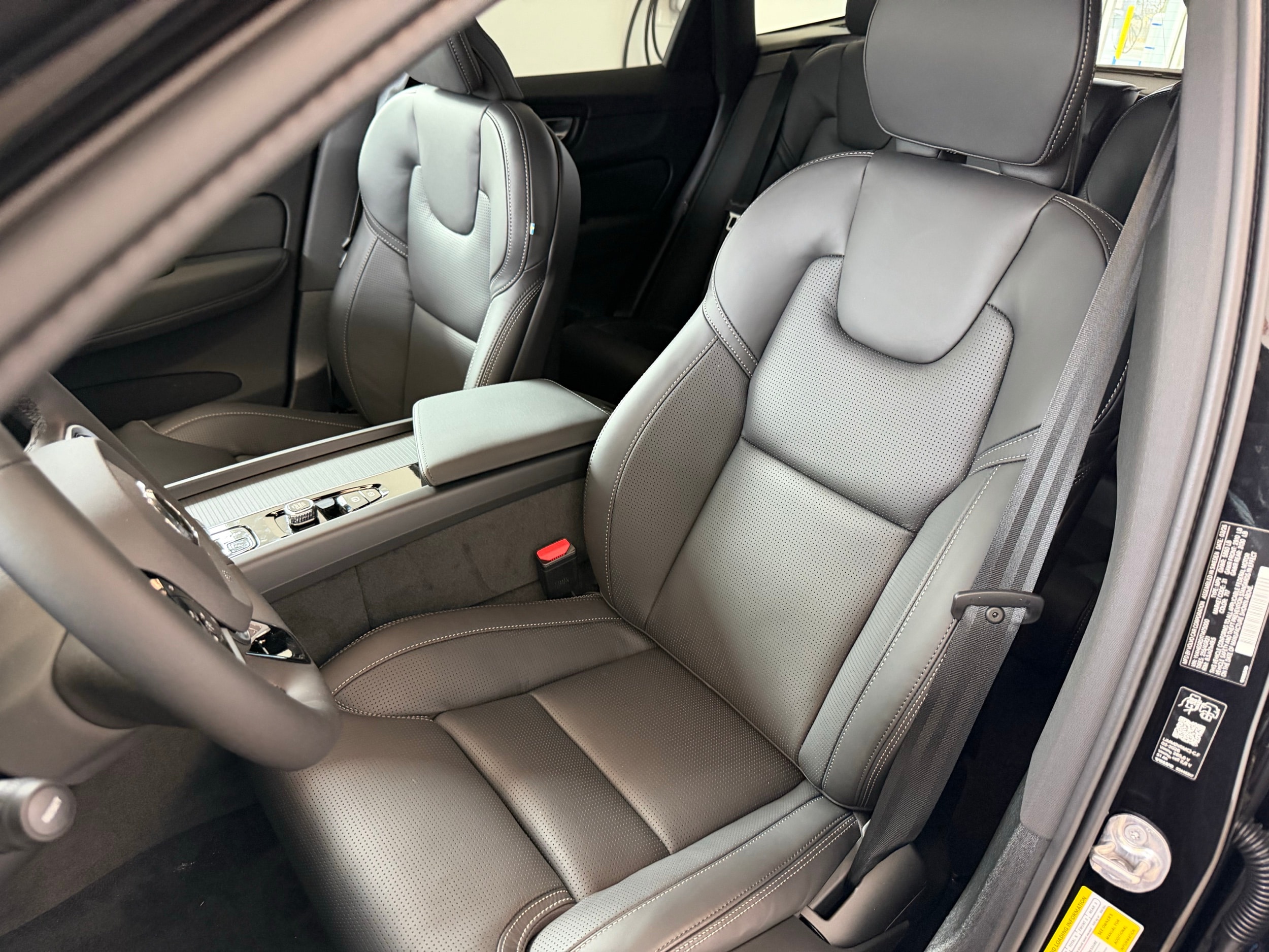 new 2026 Volvo XC60 plug-in hybrid car, priced at $77,240