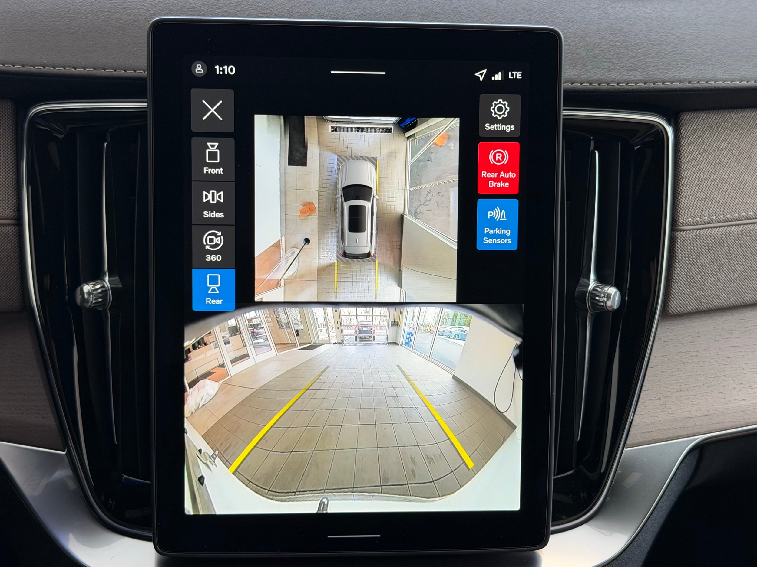 new 2026 Volvo XC90 plug-in hybrid car, priced at $84,180