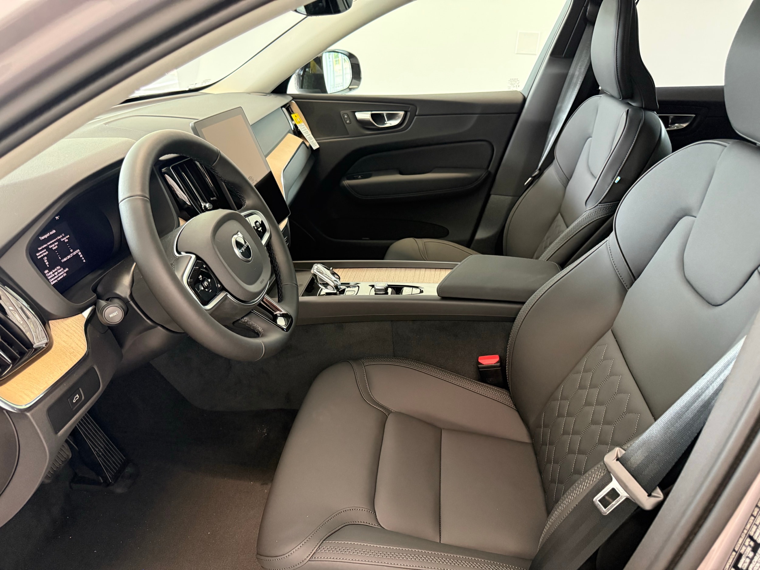 new 2026 Volvo XC60 car, priced at $57,985