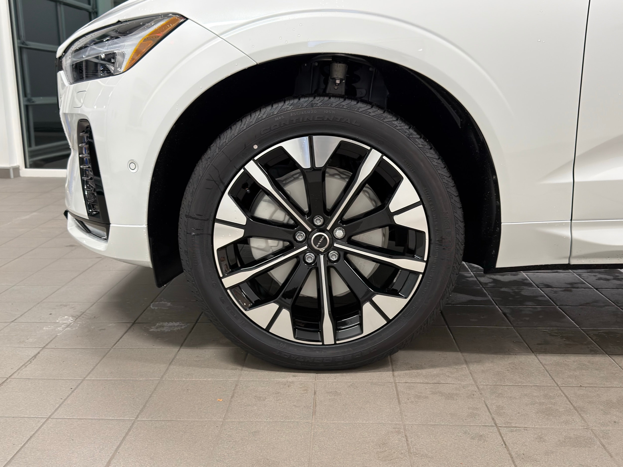 new 2026 Volvo XC60 car, priced at $57,985