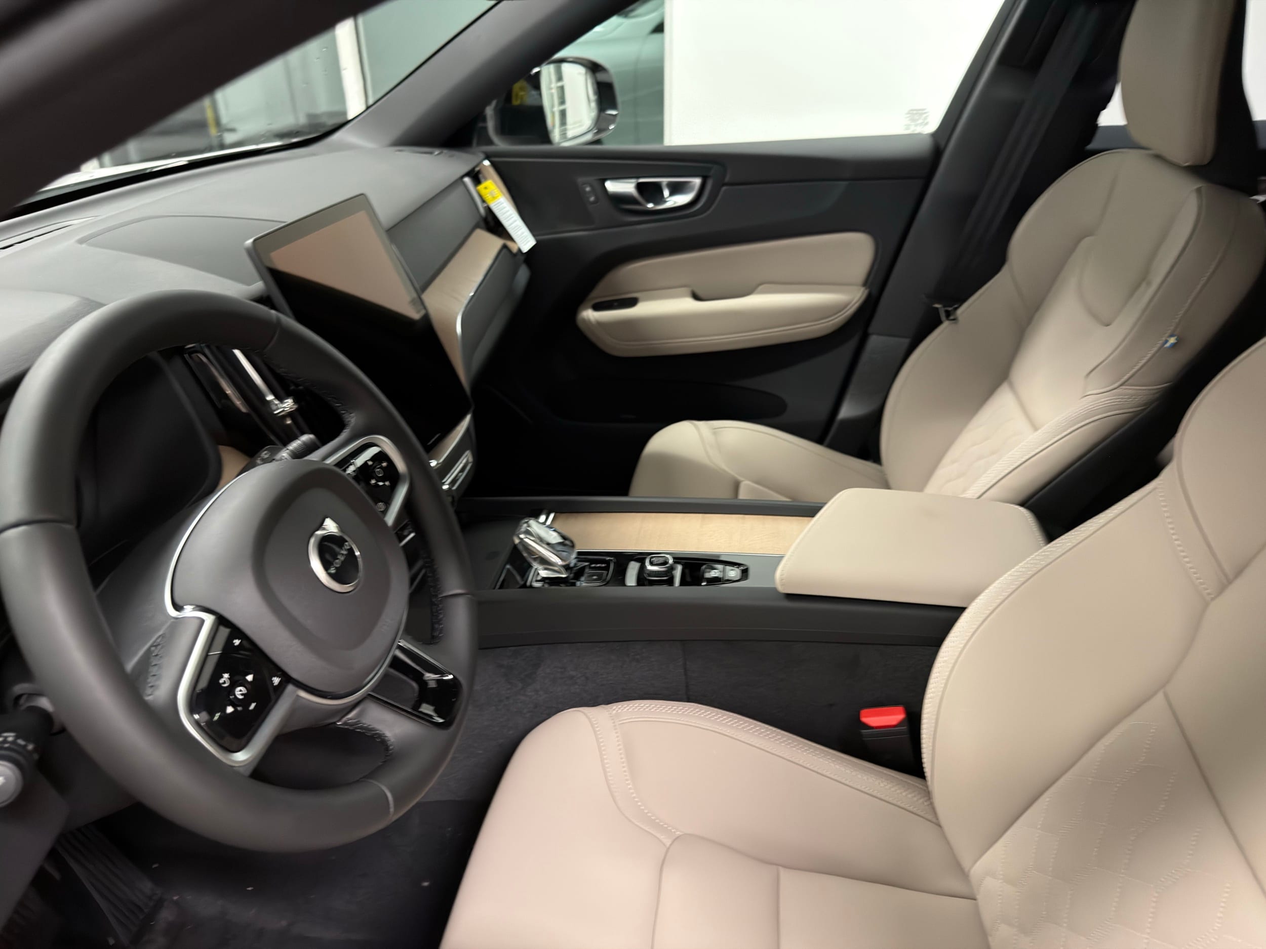 new 2026 Volvo XC60 car, priced at $57,985