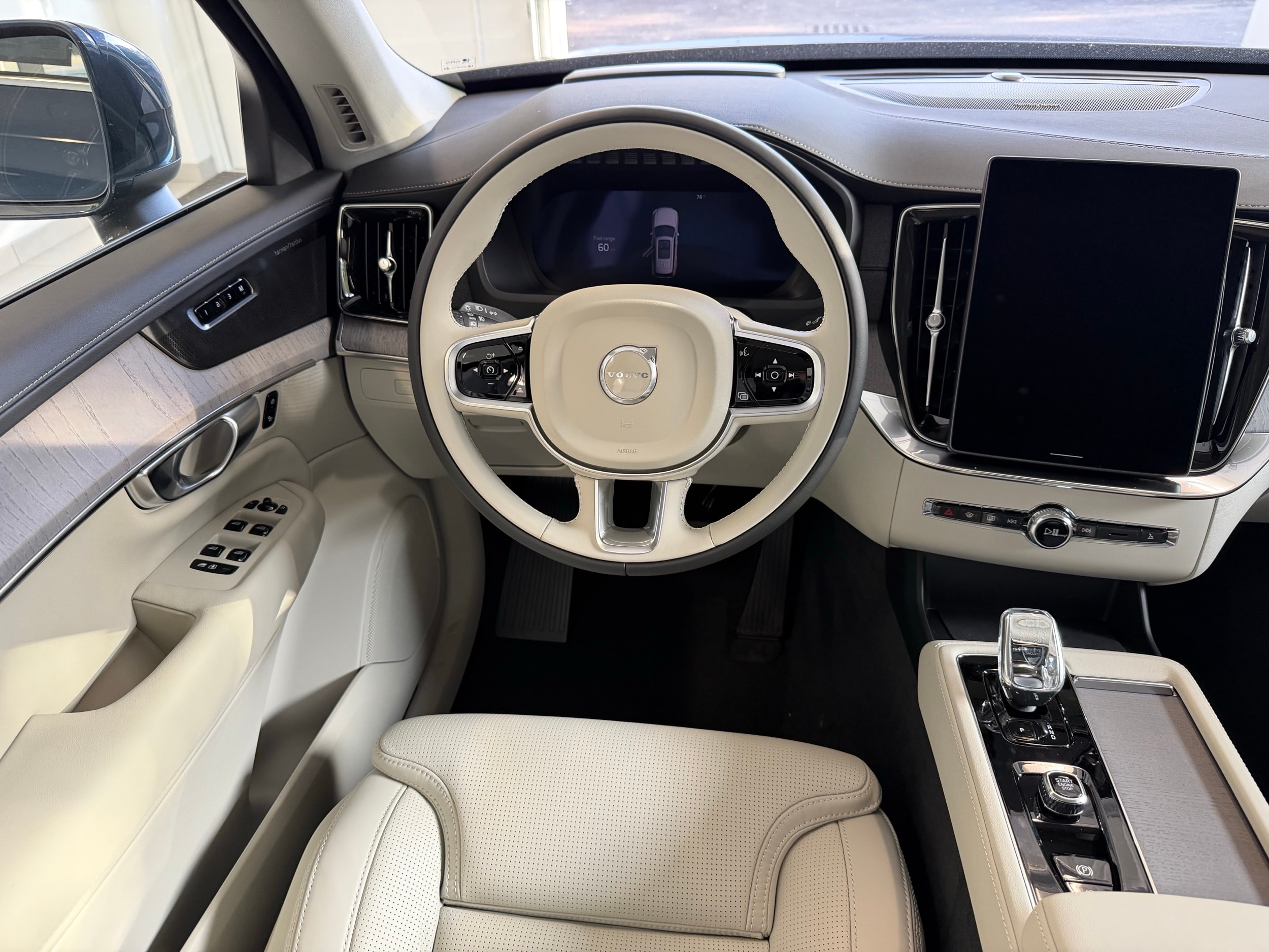 new 2026 Volvo XC90 car, priced at $75,155