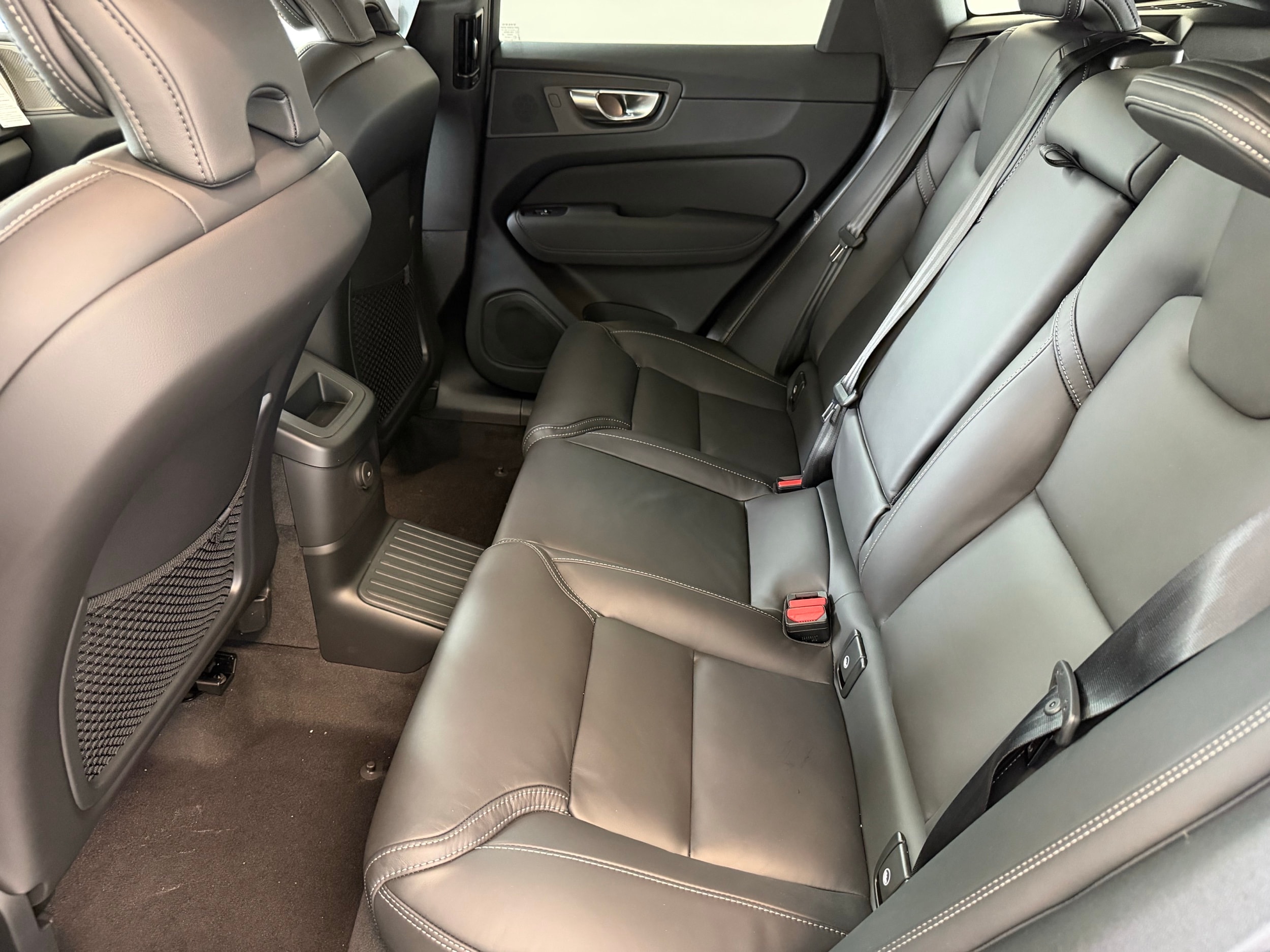 new 2026 Volvo XC60 plug-in hybrid car, priced at $77,240