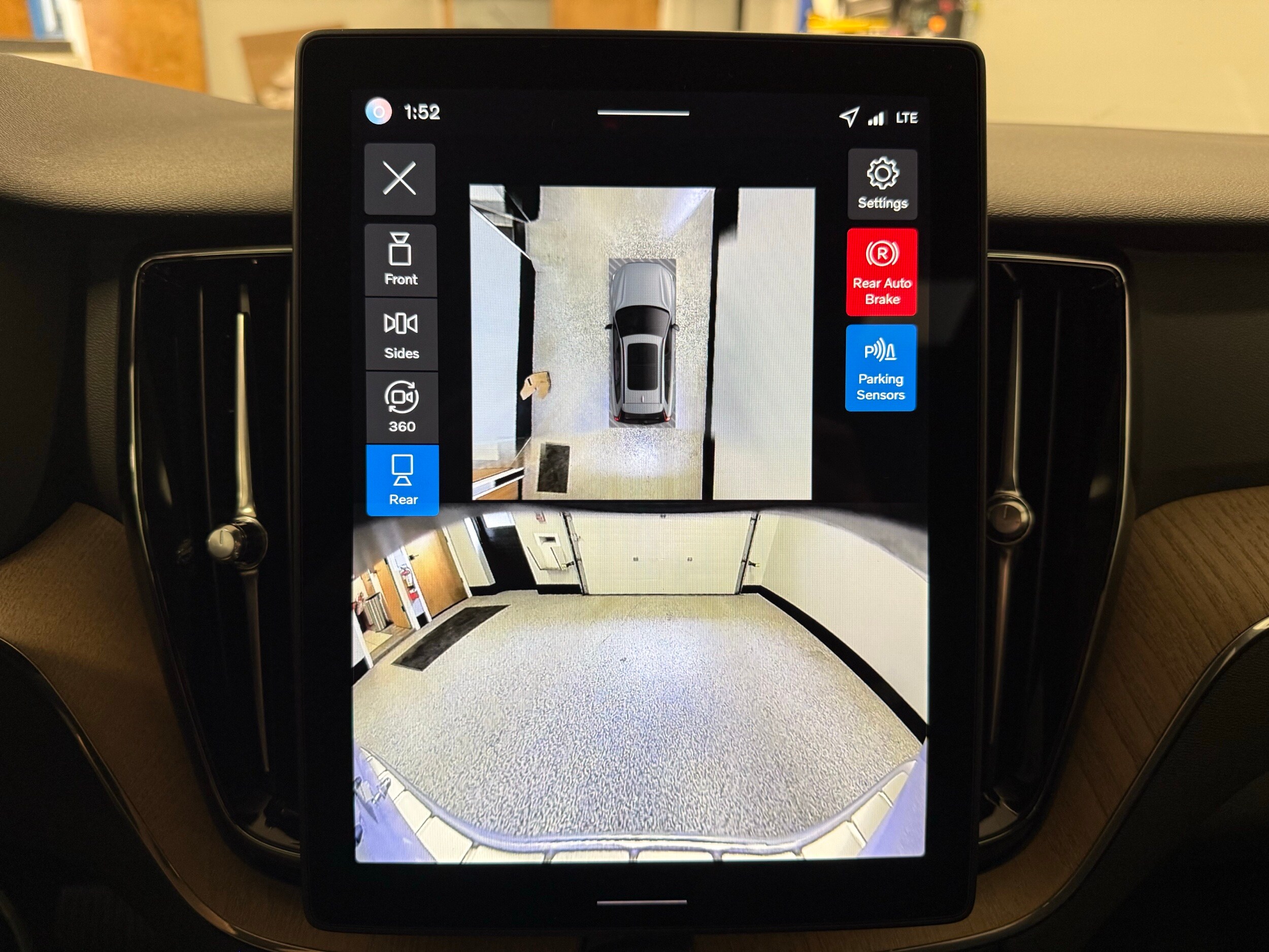 new 2026 Volvo XC60 car, priced at $57,985