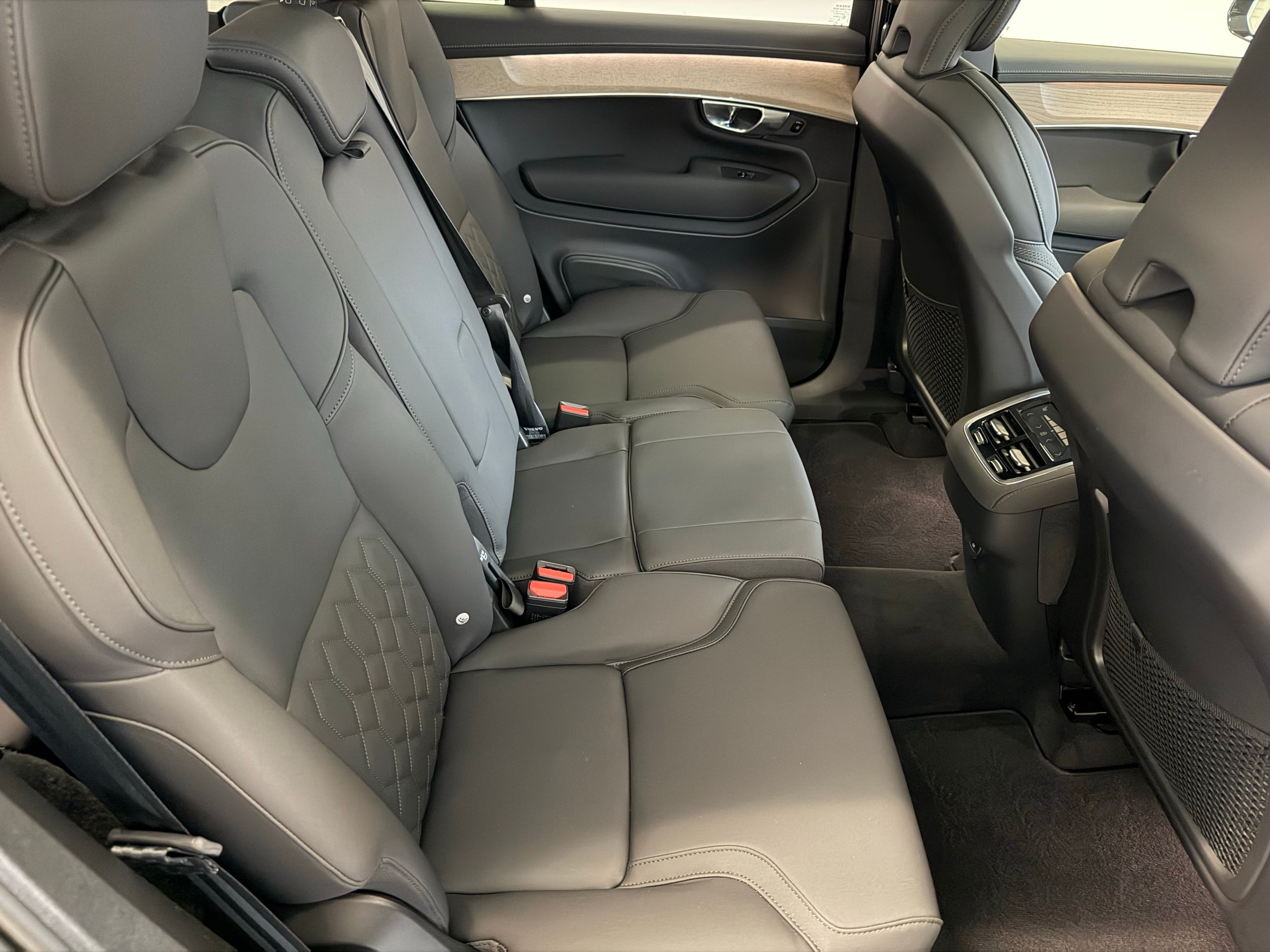 used 2025 Volvo XC90 car, priced at $57,500