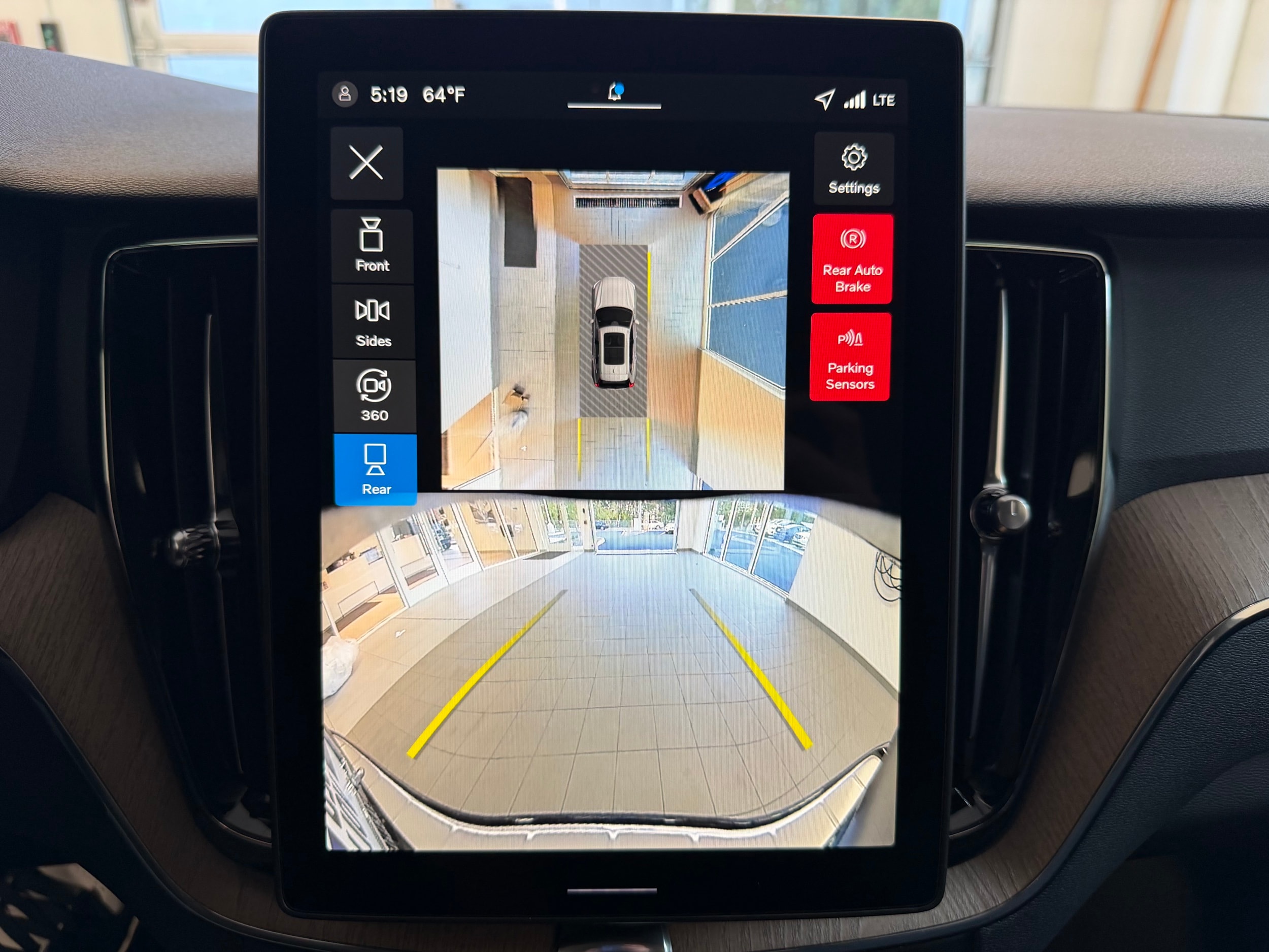 new 2026 Volvo XC60 car, priced at $57,985