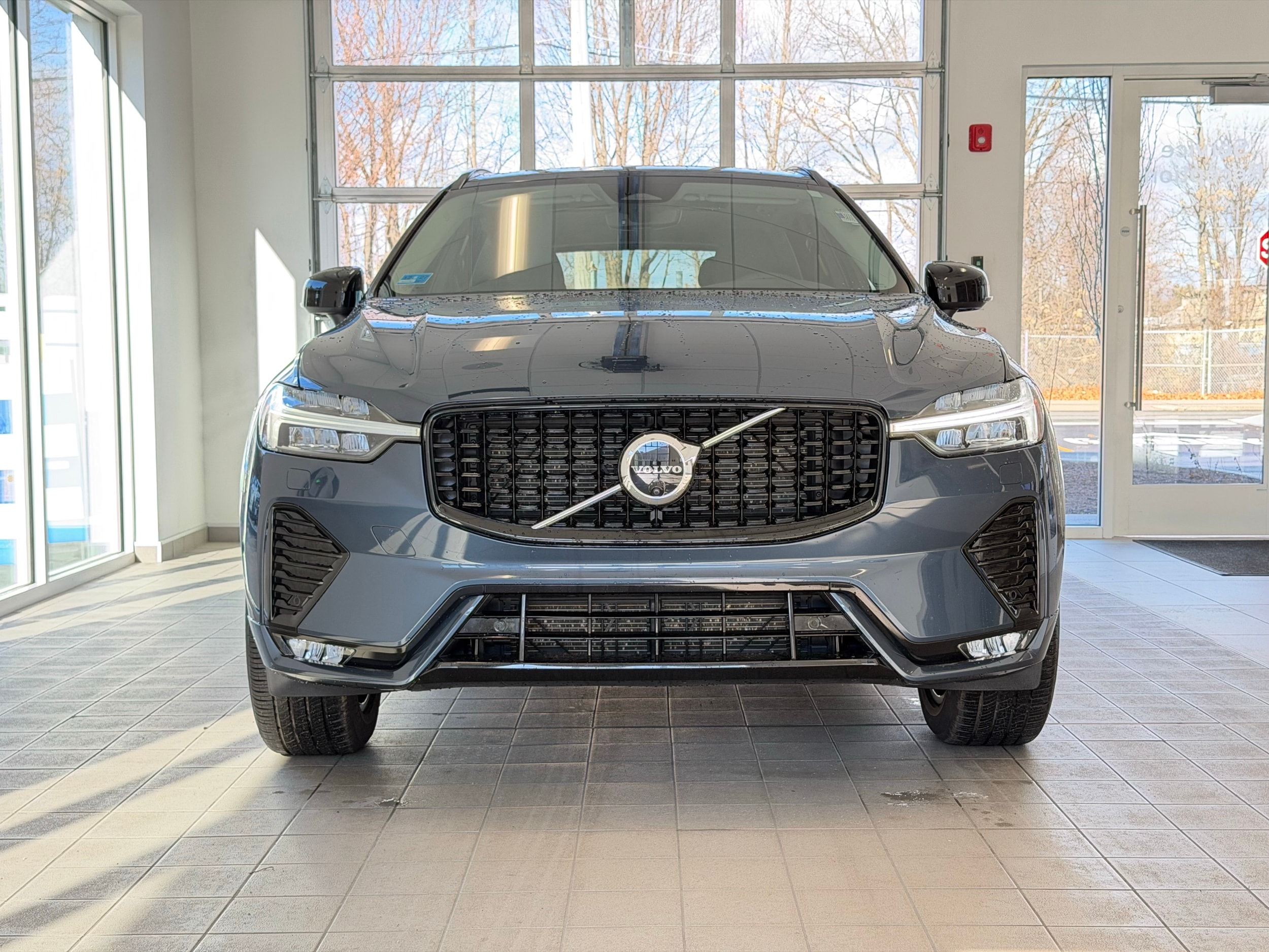 used 2025 Volvo XC60 car, priced at $41,700