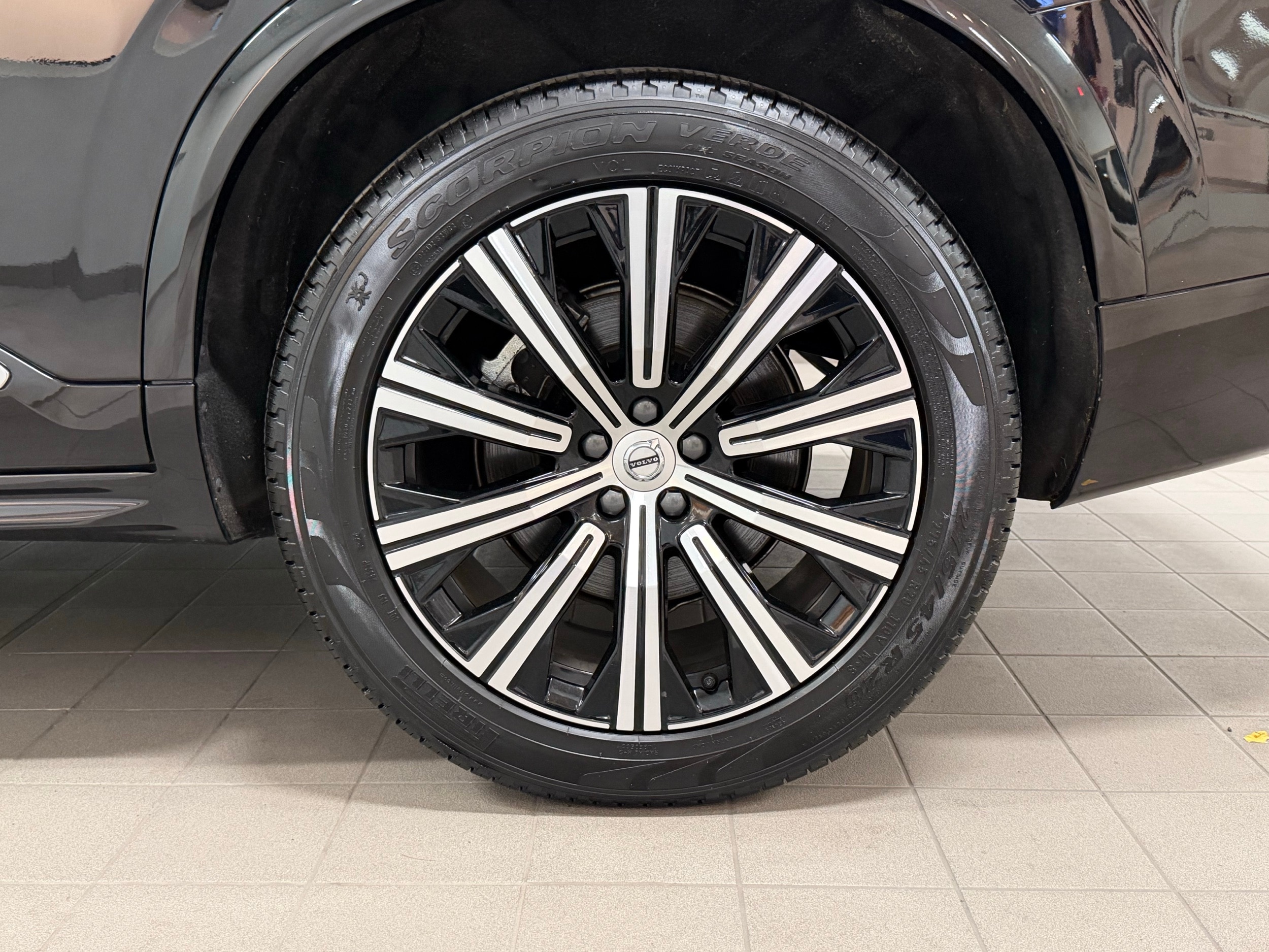 used 2025 Volvo XC90 car, priced at $44,900